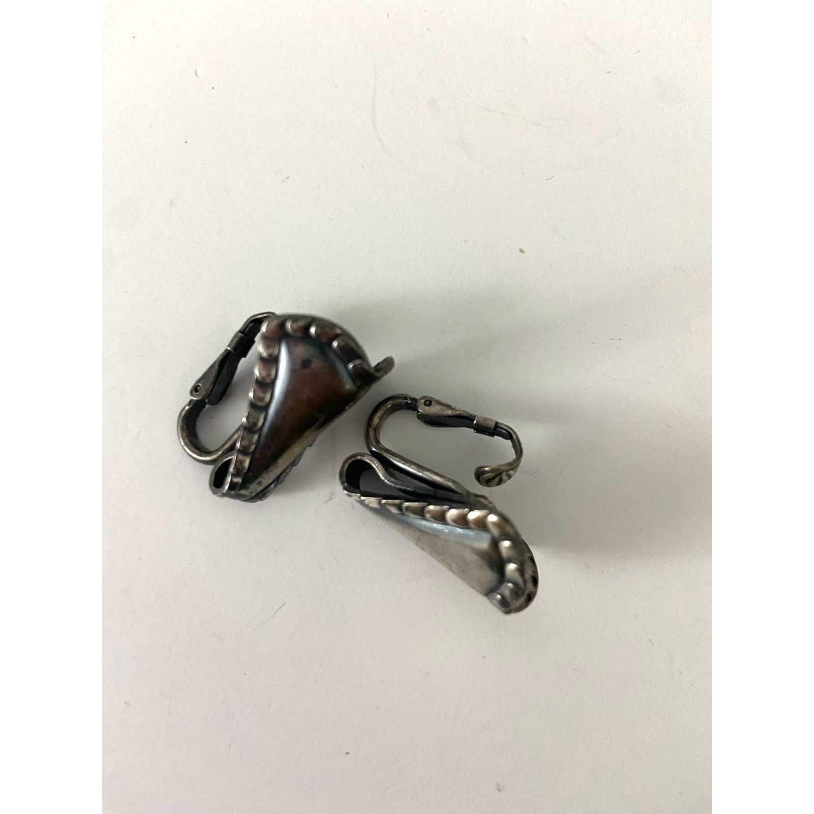 Vintage Vintage Napier Silver Tone Metal Clip Earrings Size ONE SIZE - 4 Thumbnail
