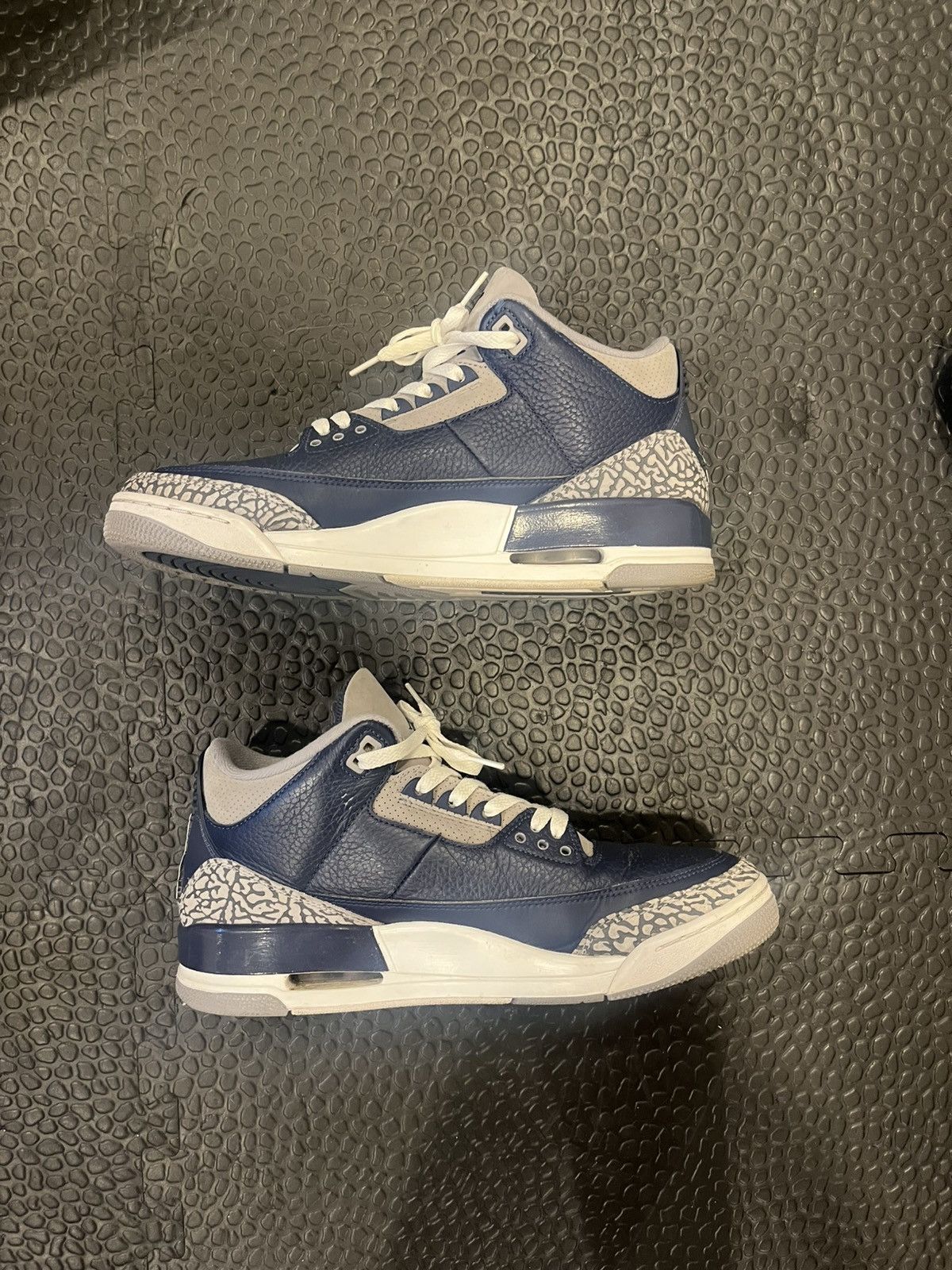 Jordan Brand JORDAN 3 GEORGETOWN Size US 11 / EU 44 - 2 Thumbnail