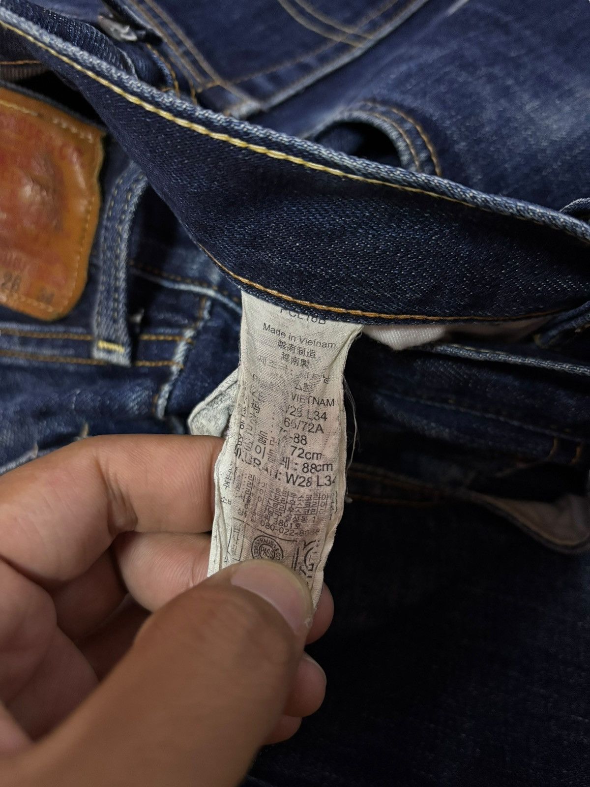 Levi's Vtg Y2k Levis 502 Distressed Selvedge Jeans Size US 28 / EU 44 - 9 Thumbnail