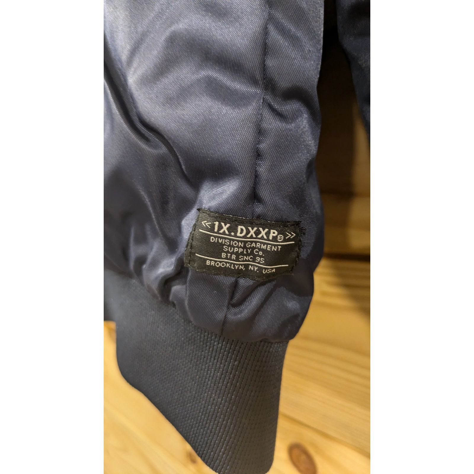 10 Deep 10 Deep Bomber Jacket Size US M / EU 48-50 / 2 - 2 Thumbnail