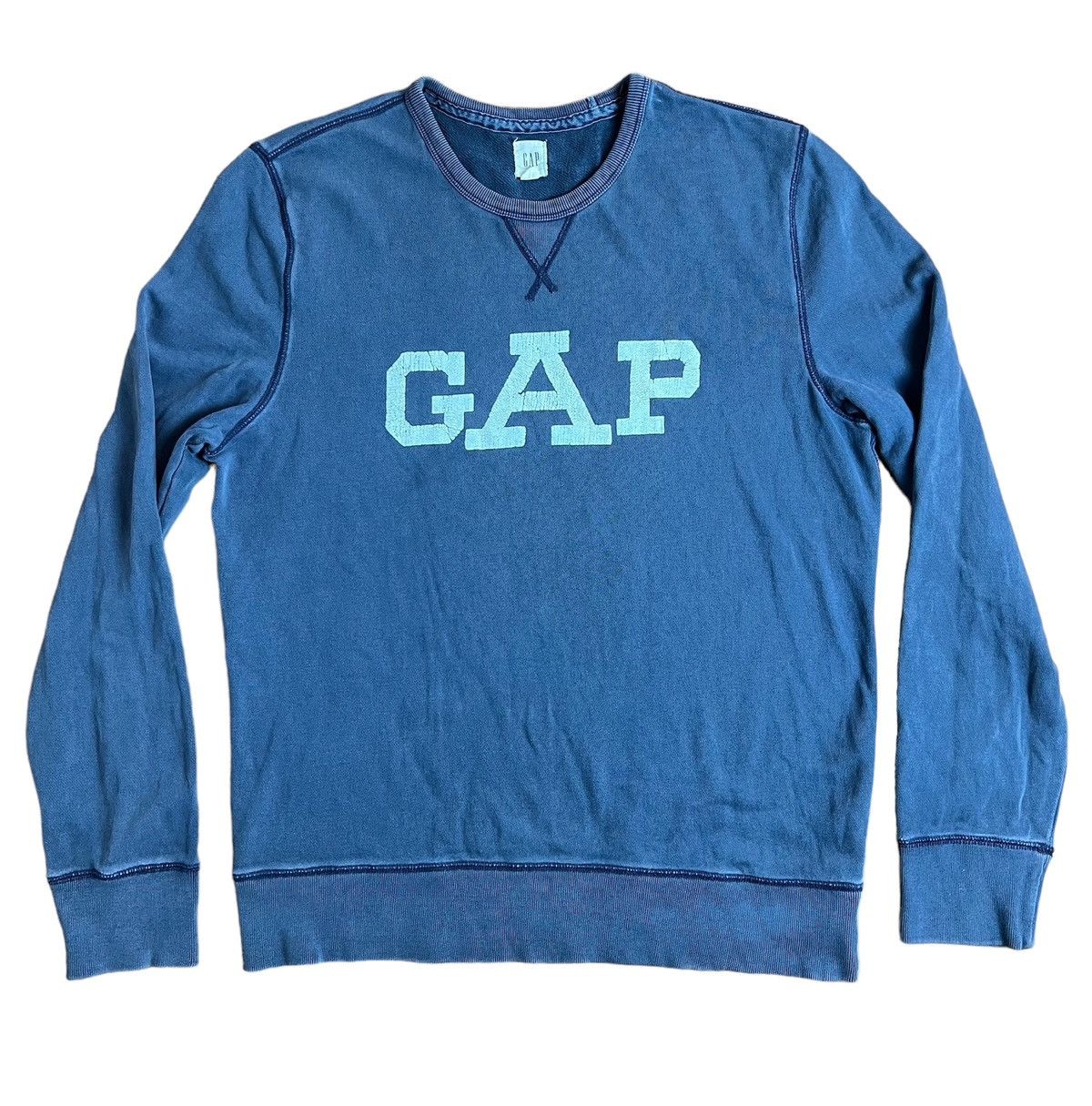 image of VTG Gap Sweatshirt Crewneck in Faded Blue, Men's (Size Large)
