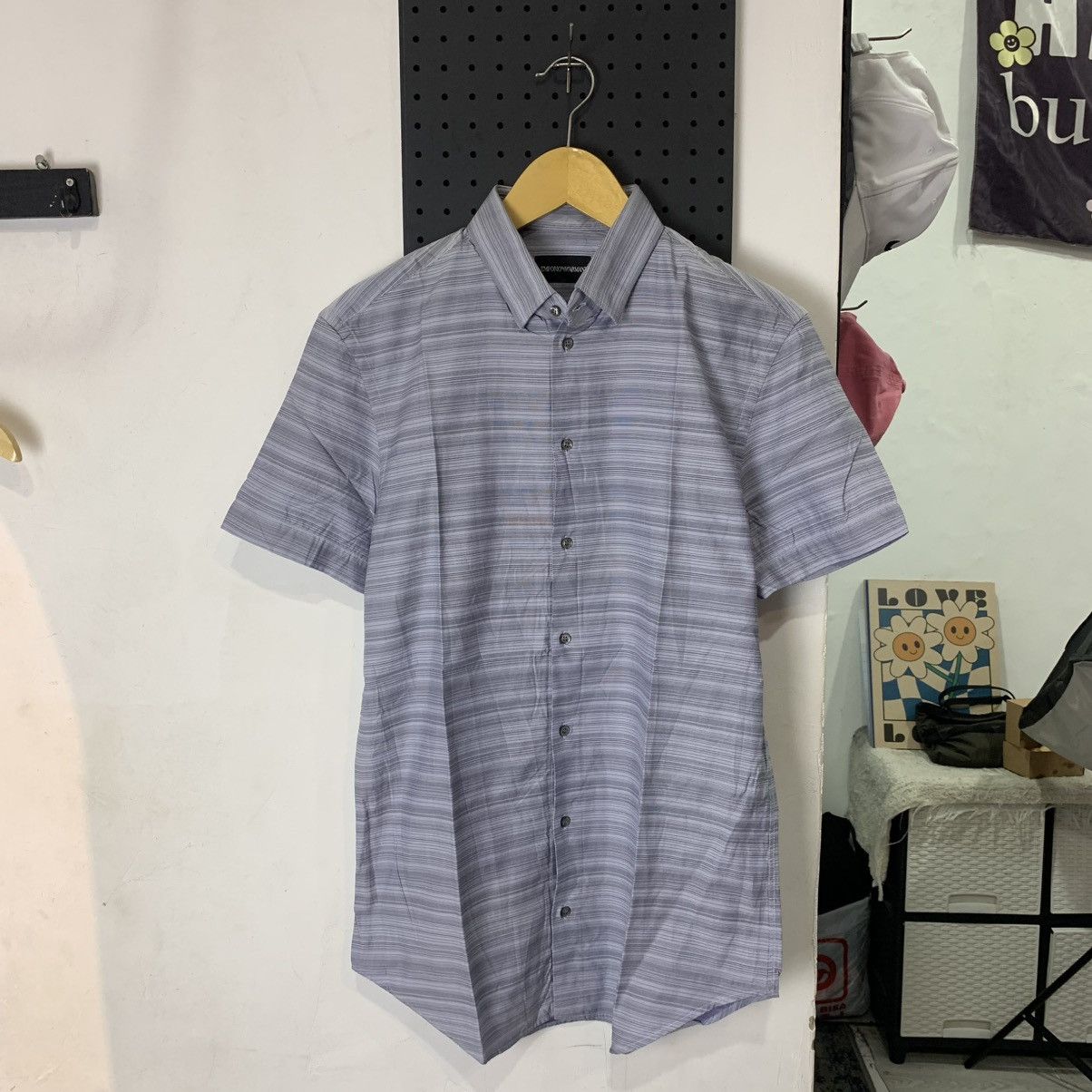 Emporio Armani Emporio Armani stripe shortsleeve button shirt Size US M / EU 48-50 / 2 - 1 Thumbnail