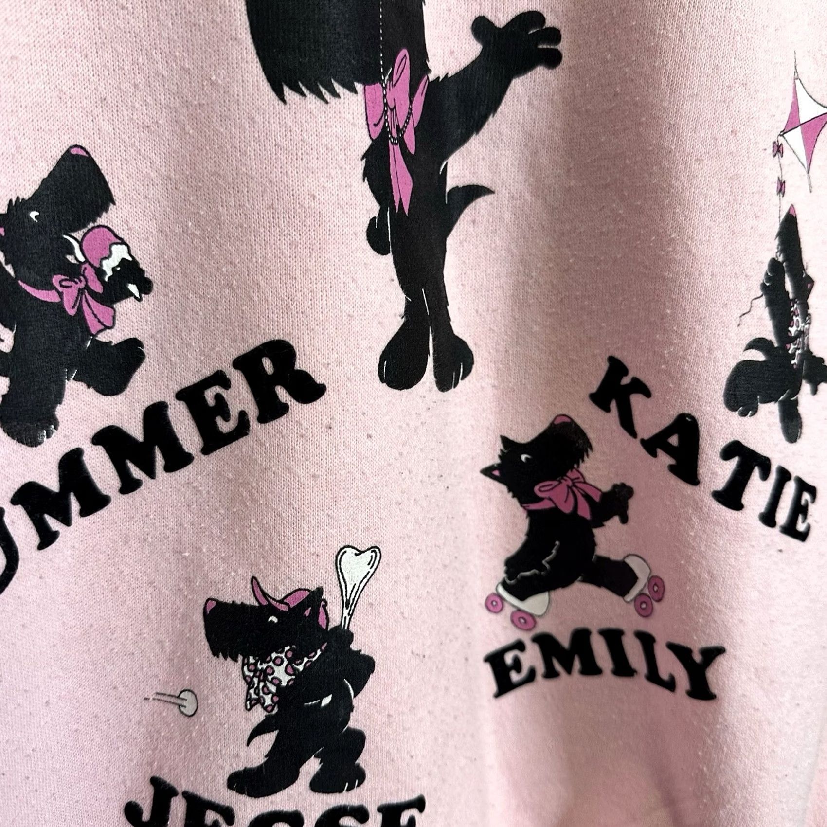 Lee VINTAGE Lee Sweatshirt Mens L Pink 90s Dogs Felt Pullover Crew Neck Mid Weight Cotton Blend Regular Long Sleeve All Seasons Winter Spring Fall Size US L / EU 52-54 / 3 - 3 Thumbnail