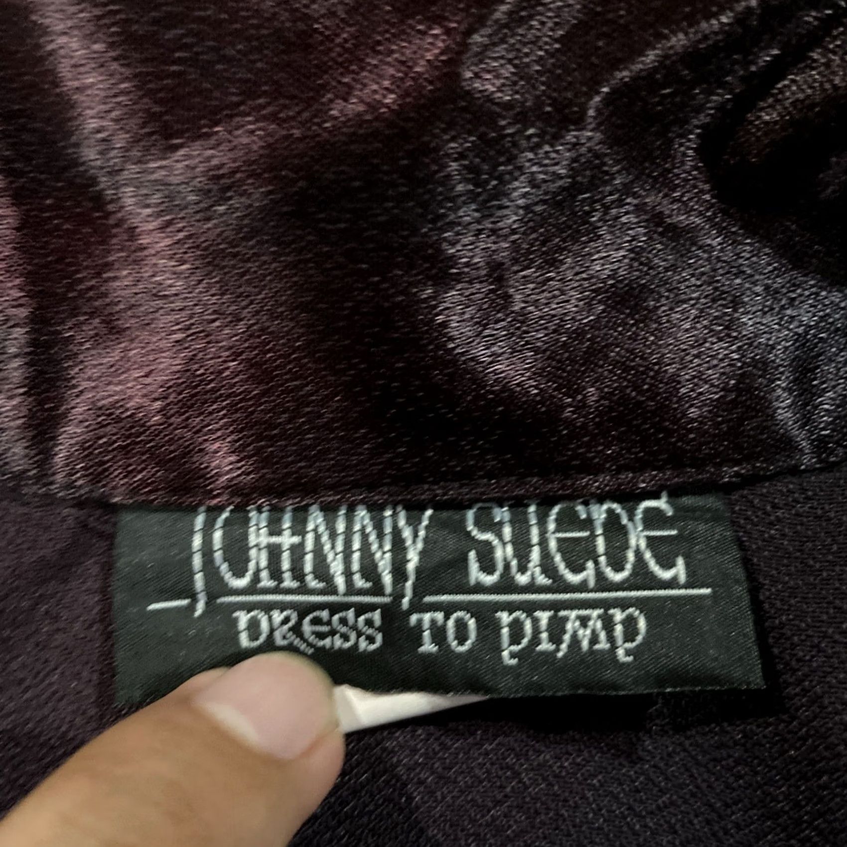 Vintage VINTAGE Johnny Suede Shirt 2XL Black Suede Embroidered Dice 90s Rockabilly Button-Up Short Sleeve Mens Size US XXL / EU 58 / 5 - 4 Thumbnail