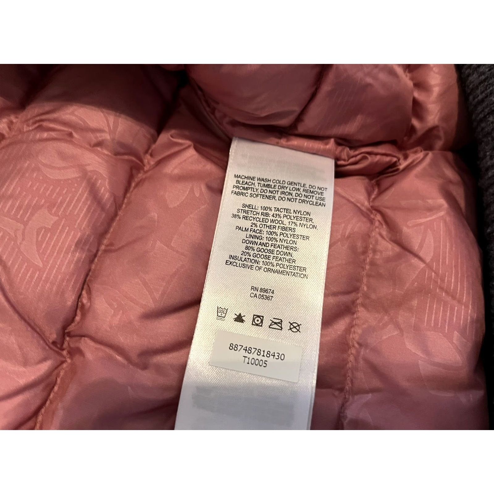 Cole Haan Cole Haan Jacket Womens Small Zip Down Black Nylon Goose Down Feather Mountain Hard Wear Goose Down Feather Black Jacket Womens Small Size S / US 4 / IT 40 - 5 Thumbnail