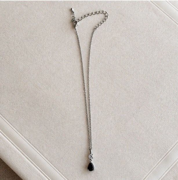 Other Beautiful tear drop necklace Size ONE SIZE - 3 Thumbnail