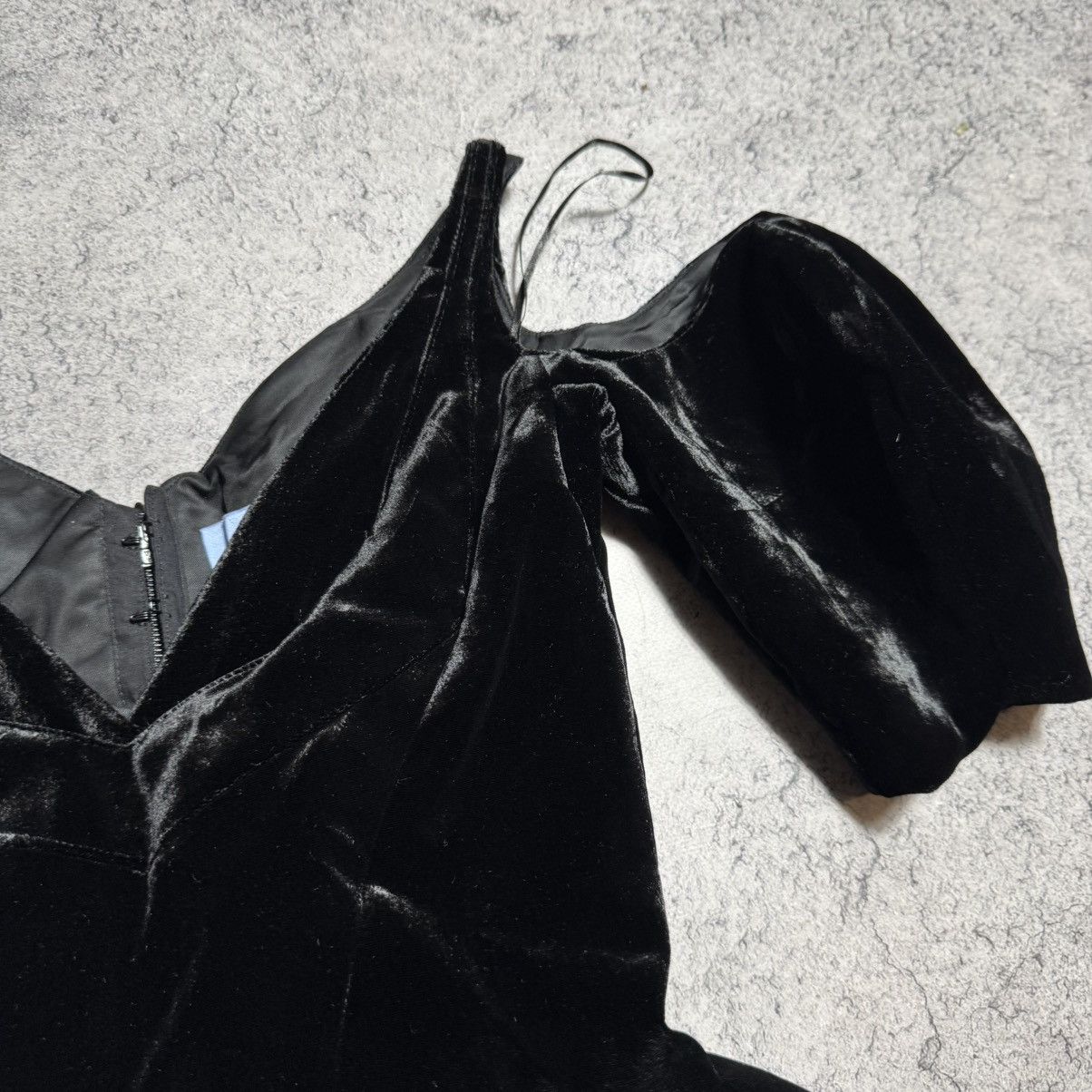 H&M × Mugler Rare Thierry Mugler X H&M Velvet Peplum Dress Black Size XXS / US 00 / IT 34 - 5 Thumbnail