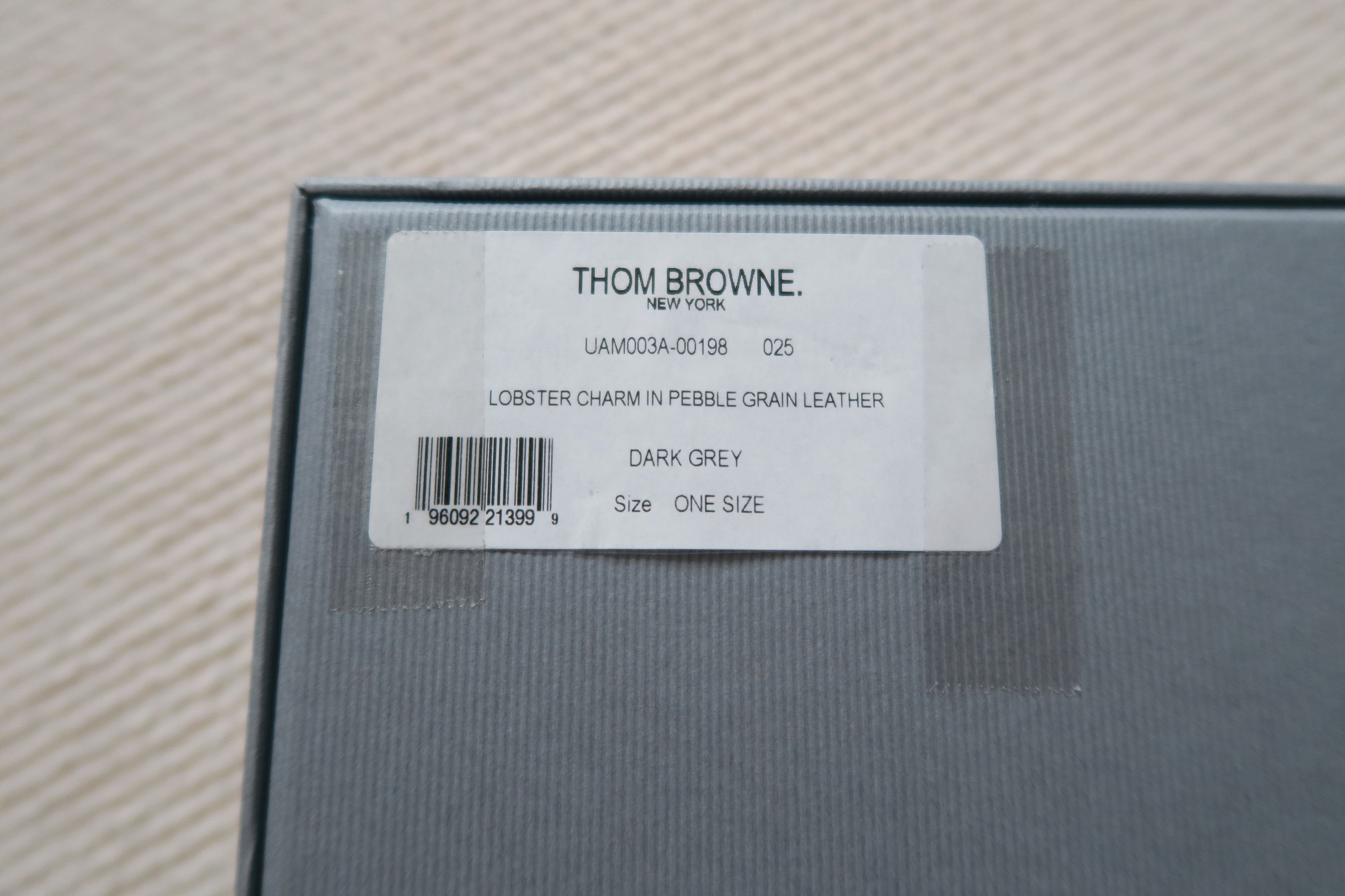 Thom Browne Thom Browne Pebble Grain Leather 4-Bar Label Key Ring Size ONE SIZE - 7 Thumbnail