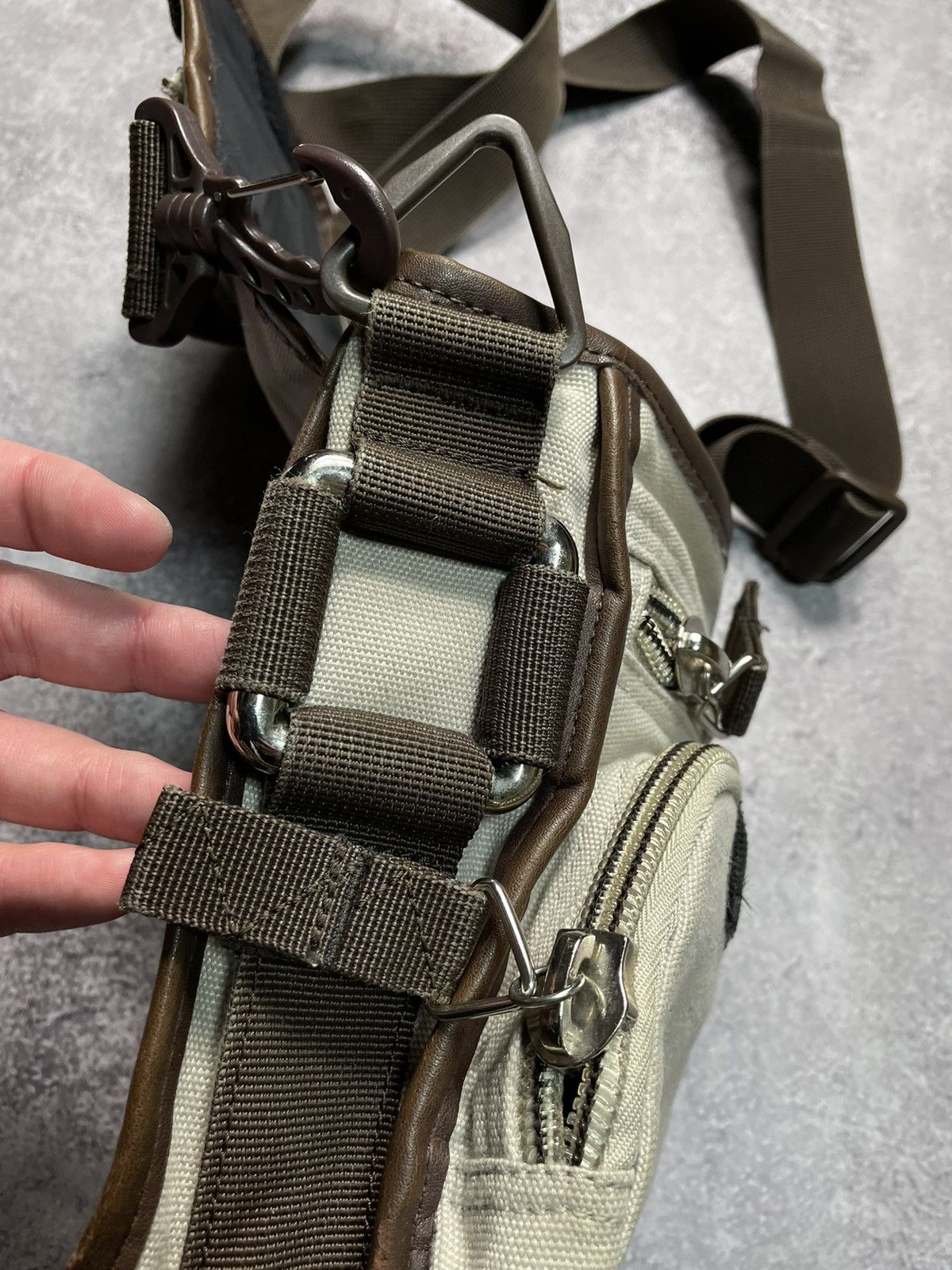 Diesel Diesel Vtg Multi Pocket Sling Bag Y2K Gorpcore Archive Size ONE SIZE - 6 Thumbnail