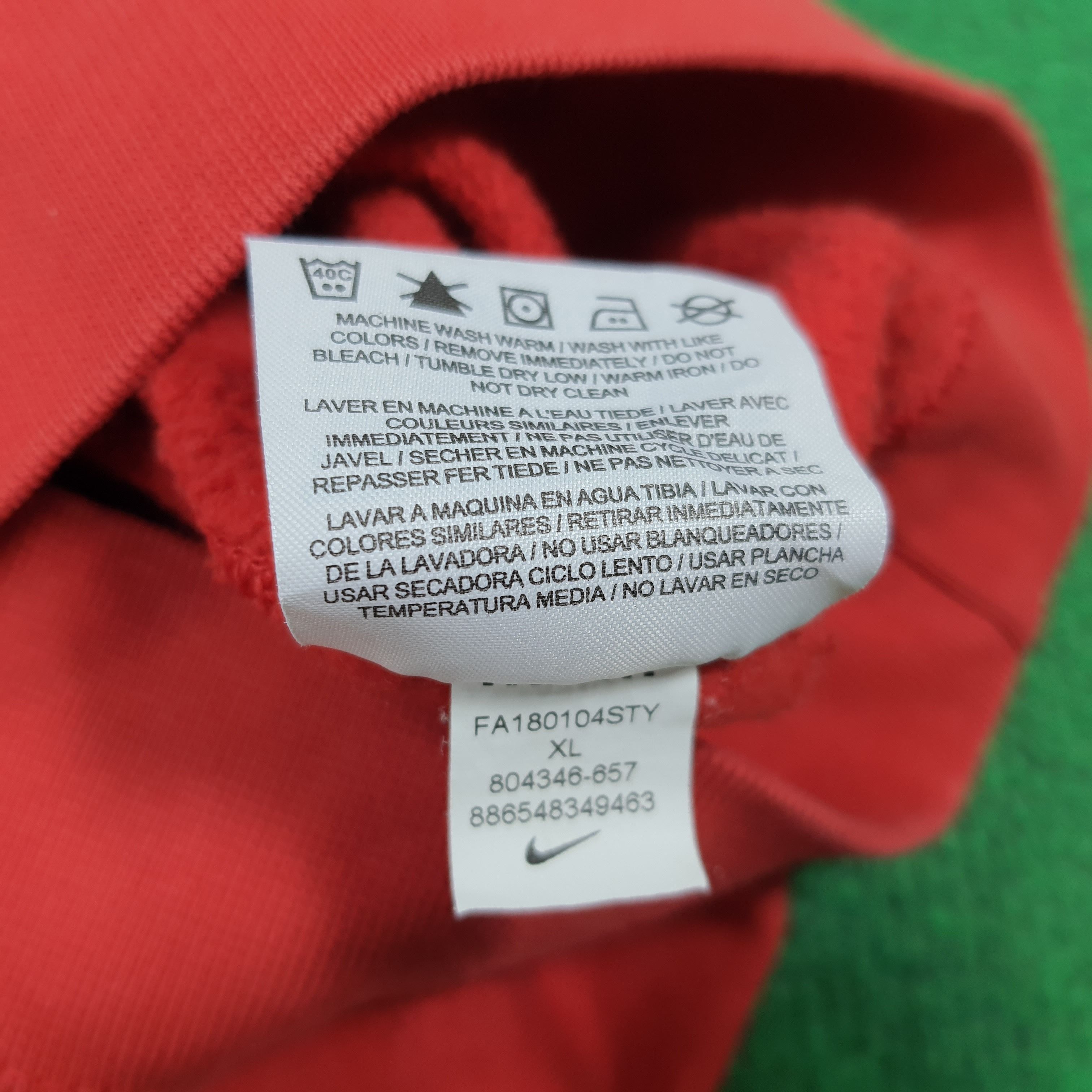 Nike Vintage Nike Embroidery Swoosh Hoodie C281N16 Size US L / EU 52-54 / 3 - 6 Thumbnail