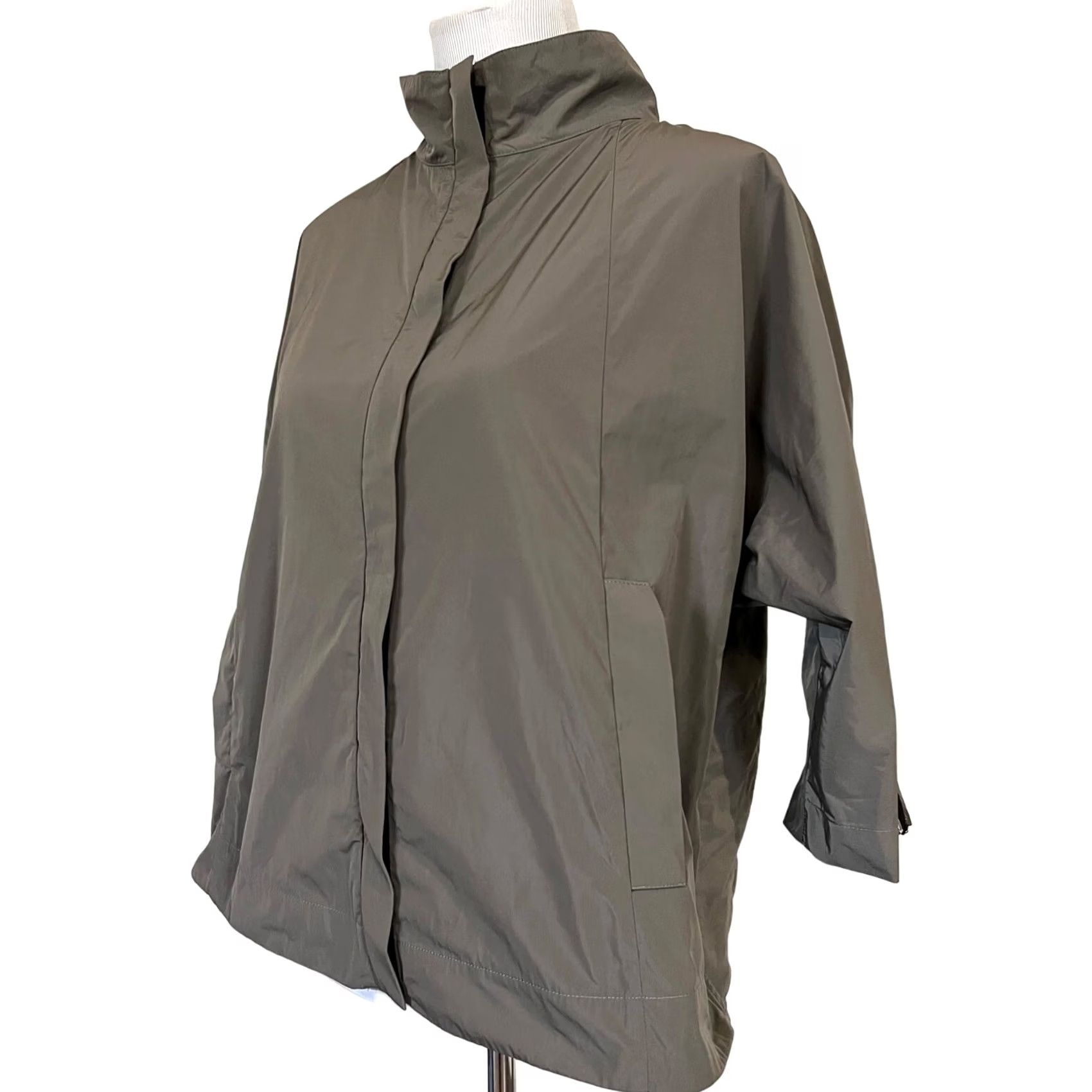 Vintage Sun Kim Women’s Jacket Pullover Water Repellent 3/4 Sleeve XS Gray Pockets Pullover Lightweight Collared Zip Accent Boston Jacket Womens XS Size XS / US 0-2 / IT 36-38 - 4 Thumbnail