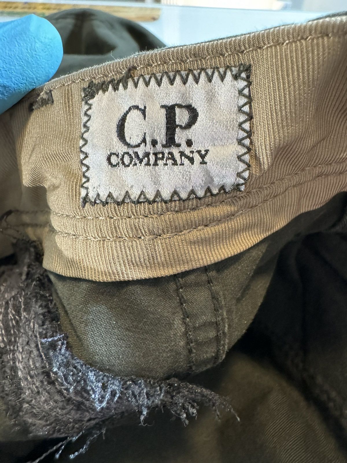 C.P. Company C.P. Company Painted Destroyed Cargos 36x34 Size US 36 / EU 52 - 10 Thumbnail