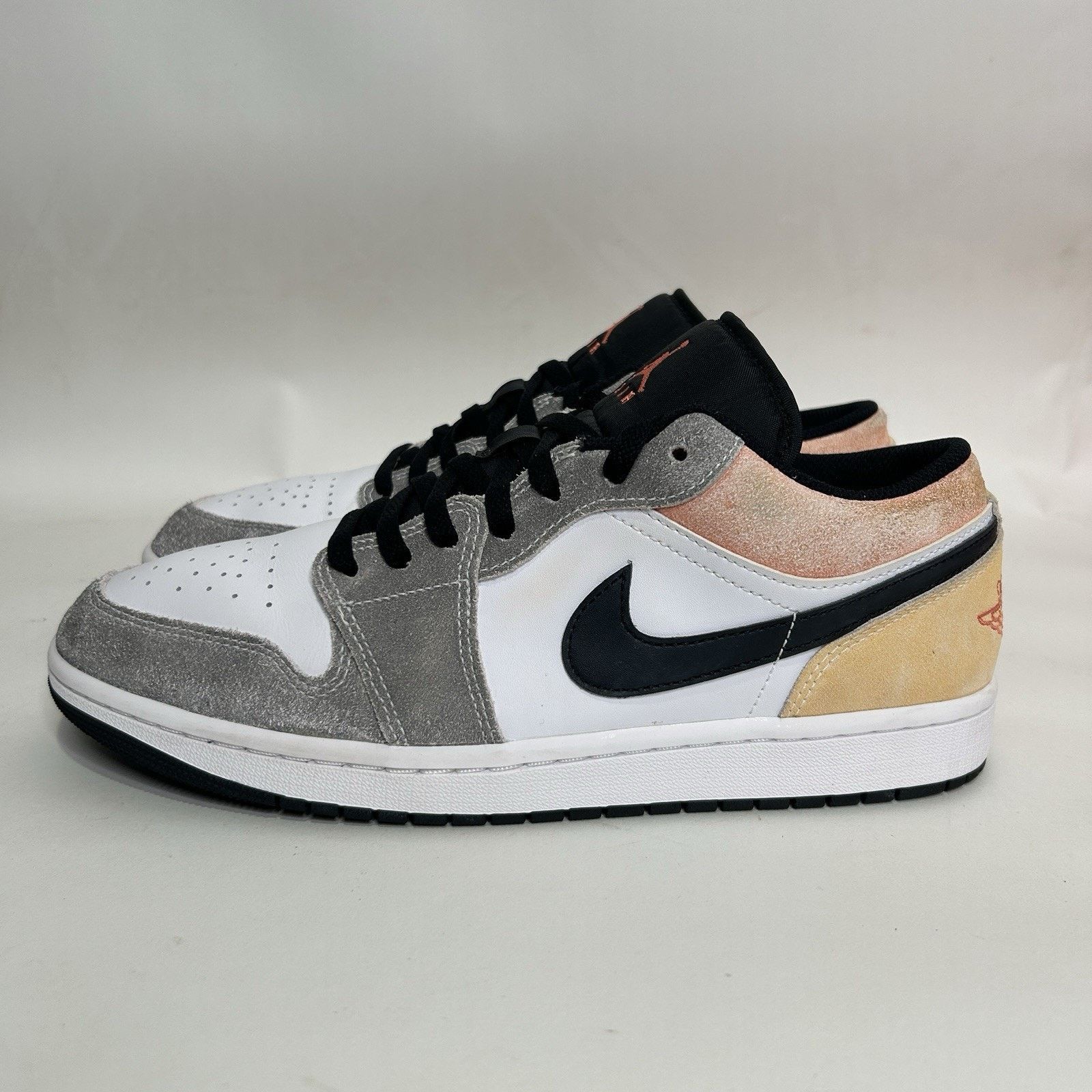 Nike Nike Air Jordan 1 Retro Low SE “Flight Club” Size US 10 / EU 43 - 5 Thumbnail
