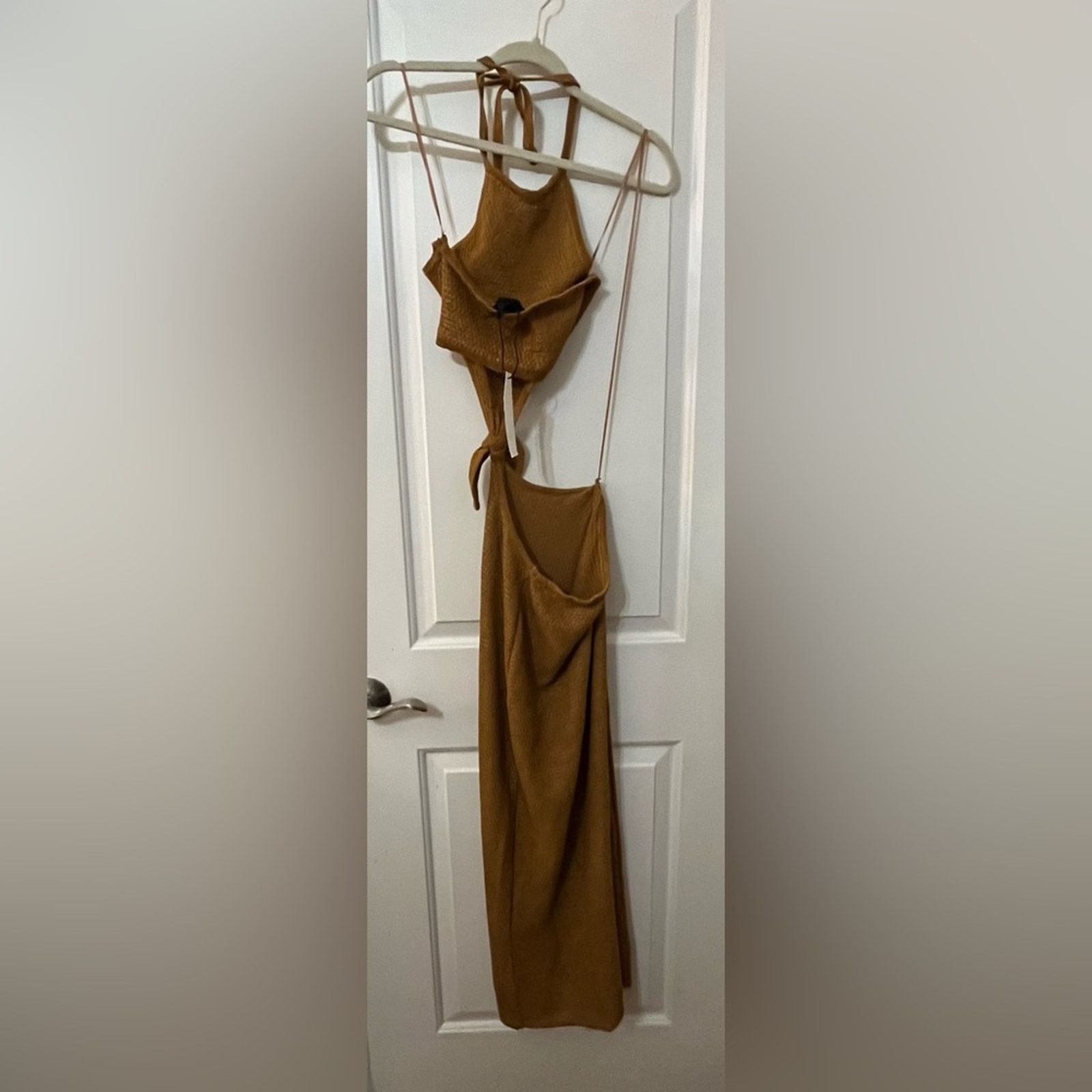Zara Zara Tan Halter Cutout Dress Size S / US 4 / IT 40 - 5 Thumbnail