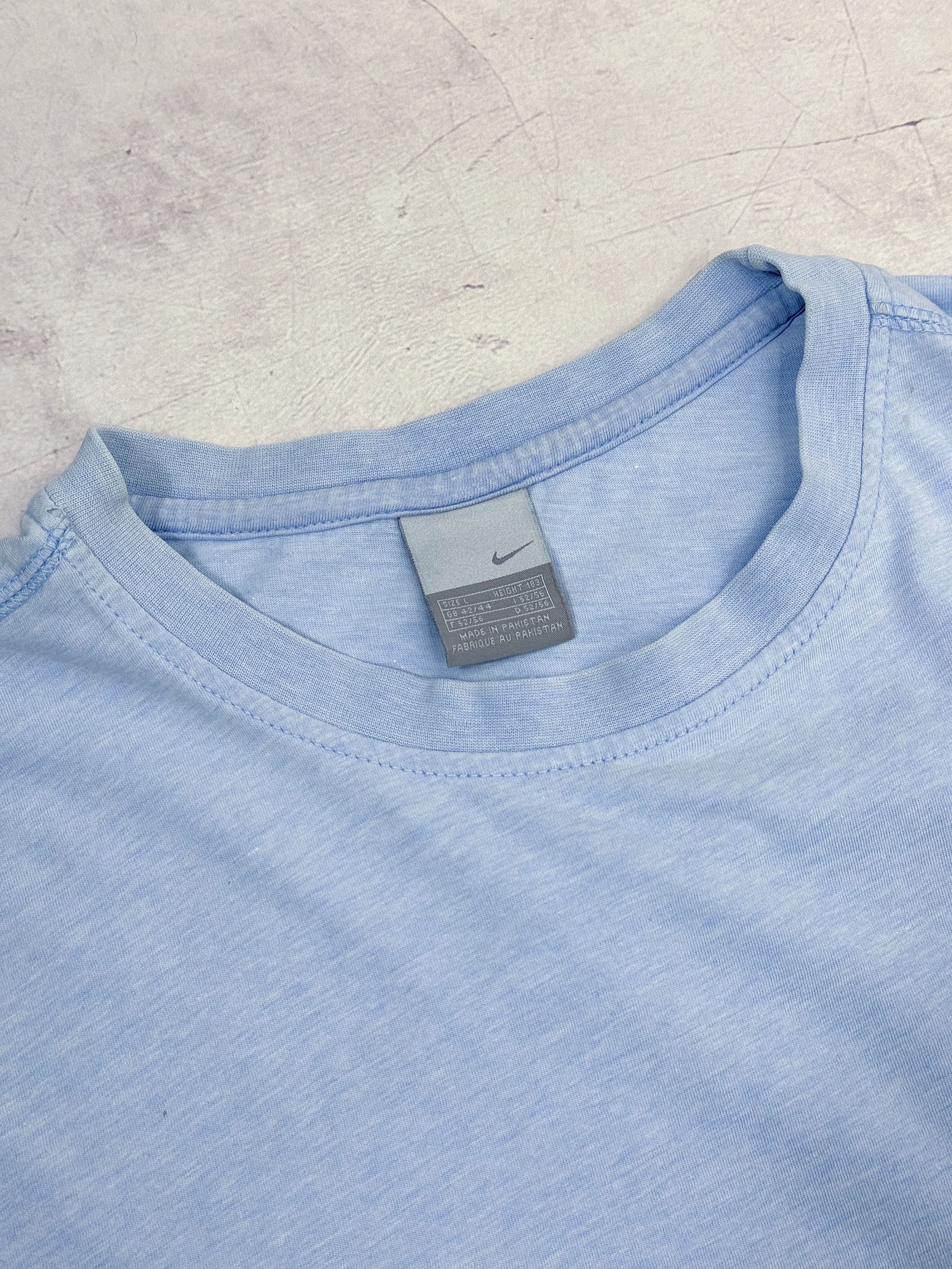 Nike × Vintage Nike T-Shirt Small Swoosh Logo Y2K Size US L / EU 52-54 / 3 - 5 Thumbnail