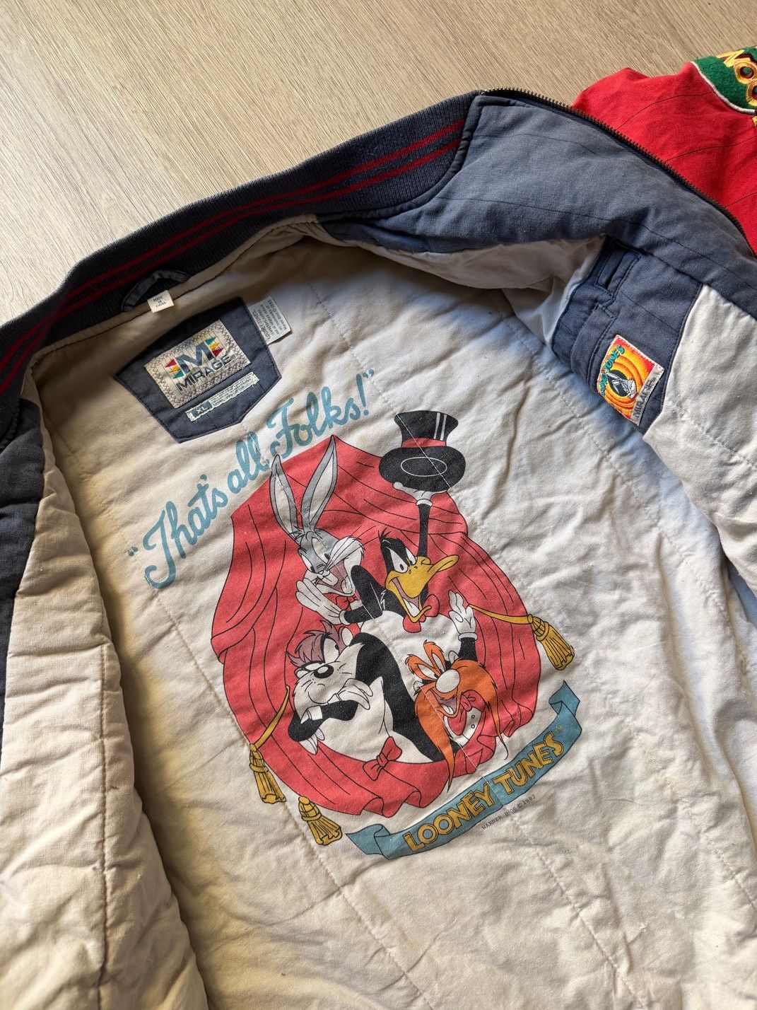 Warner Bros Vintage 1993 Warner Bros Looney Tunes Bomber Jacket XL Size US XL / EU 56 / 4 - 6 Thumbnail