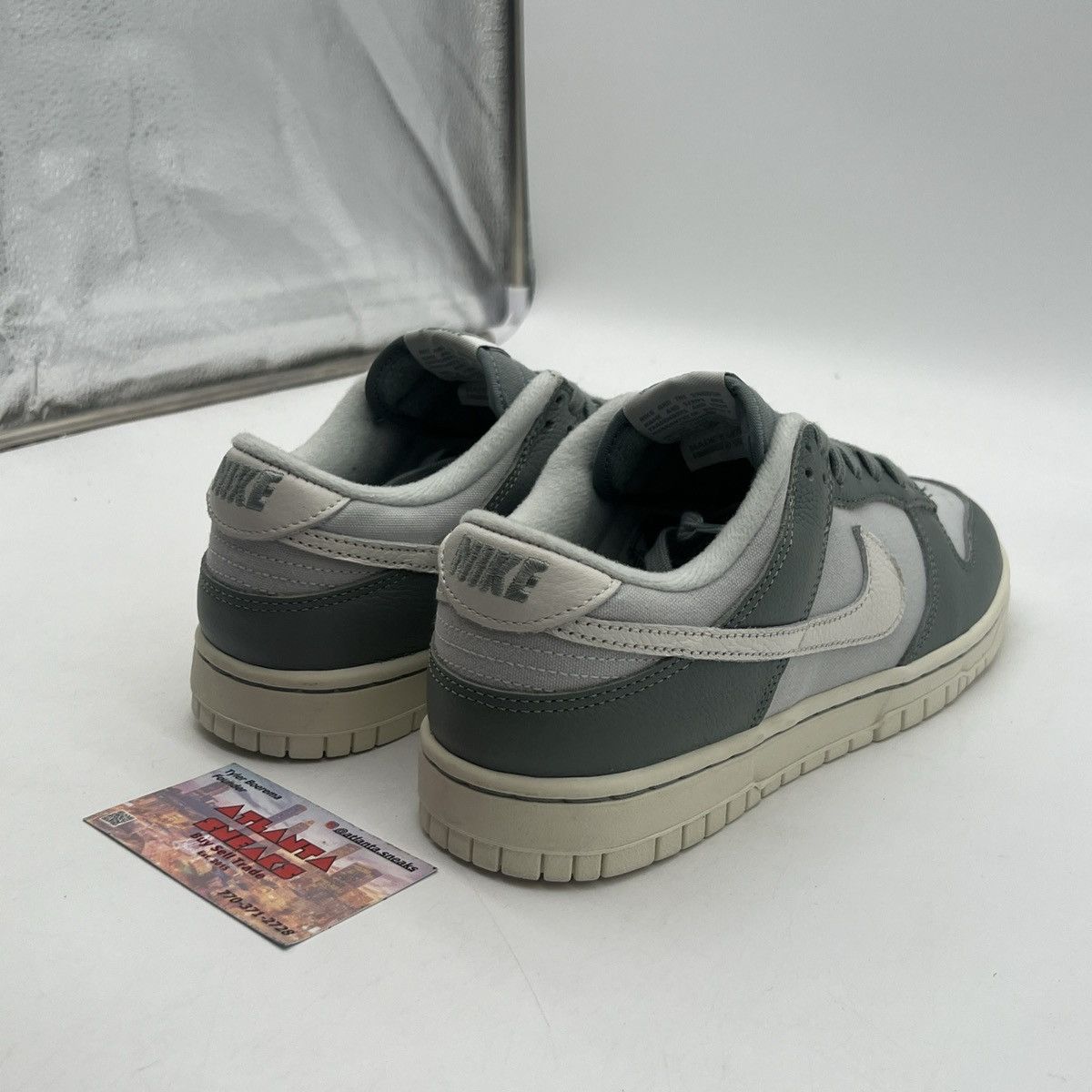 Nike Nike dunk low mica green Size US 8 / EU 41 - 5 Thumbnail