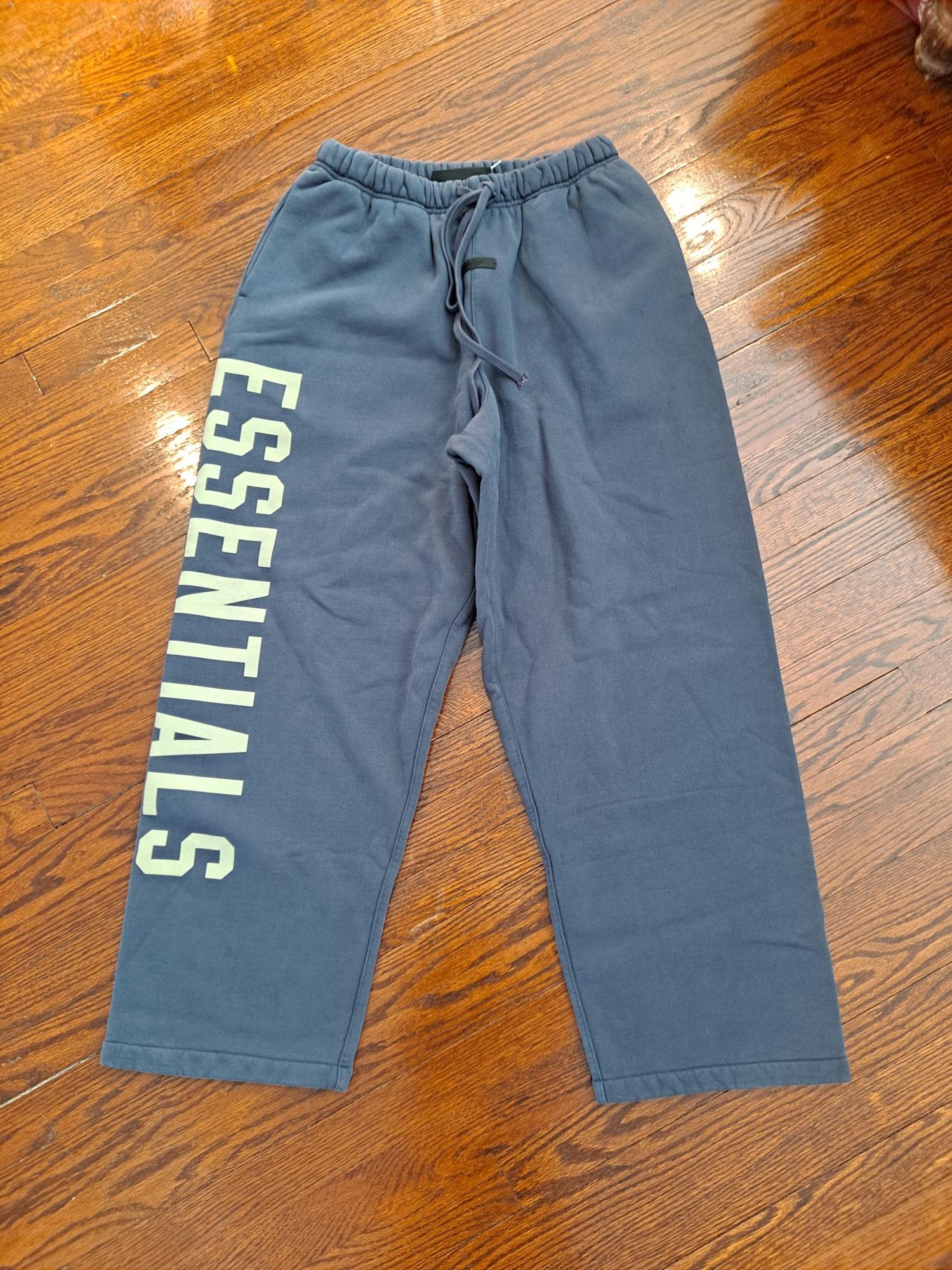 Essentials Essentials Fleece Sweatpant Marine Size S Size US 31 - 1 Thumbnail