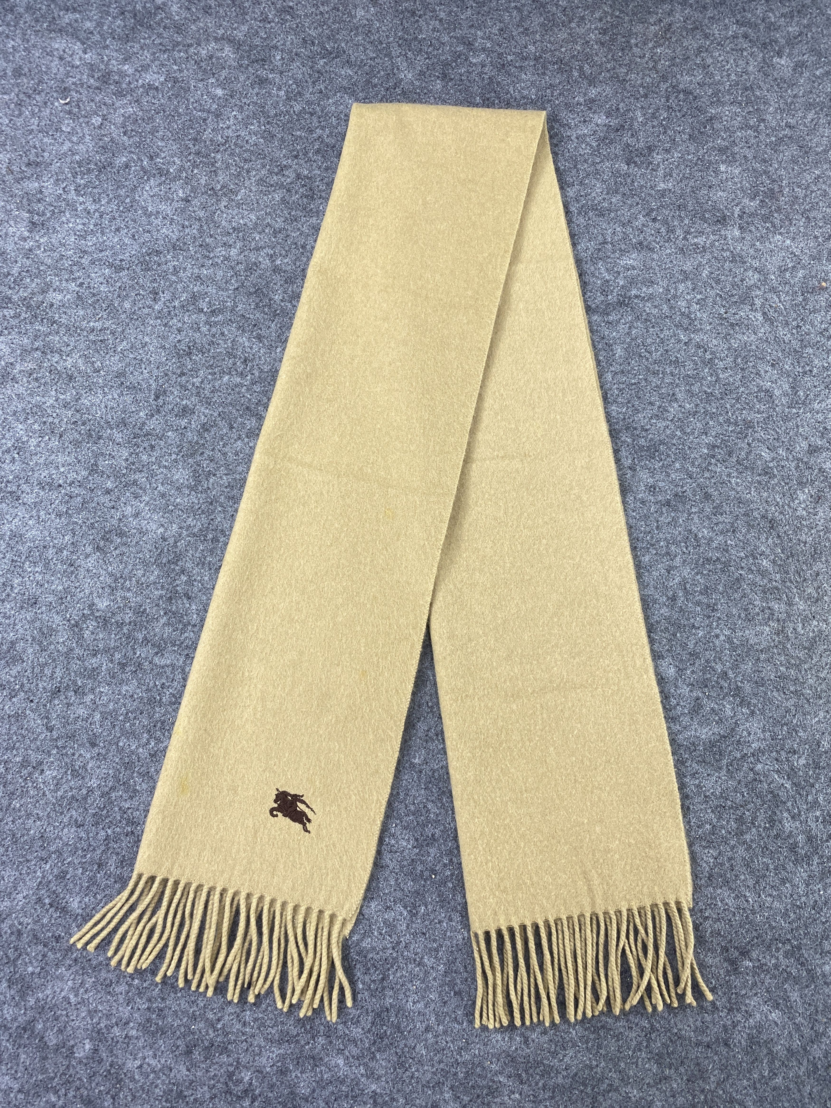 Burberry Vintage Burberry Scarf/Muffler/Neckwear -T1070 Size ONE SIZE - 4 Thumbnail