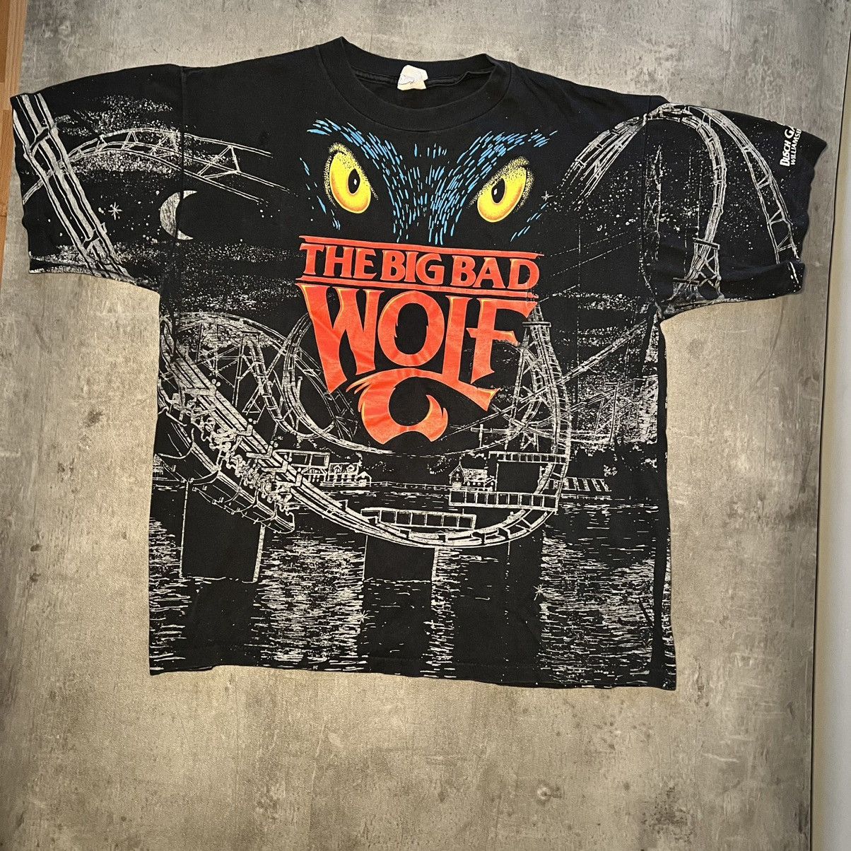 Vintage "Vintage fullprint The Big Bad Wolf singlestiched T-shirt Size US L / EU 52-54 / 3 - 2 Thumbnail