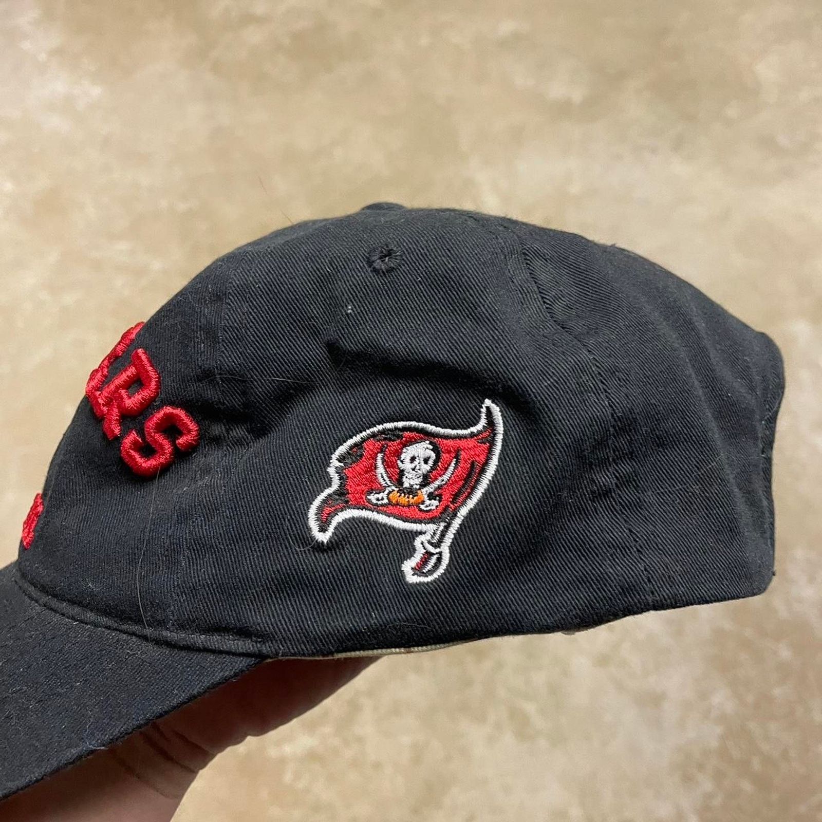 NFL NFL Tampa Bay Buccaneers black baseball cap Size ONE SIZE - 2 Thumbnail