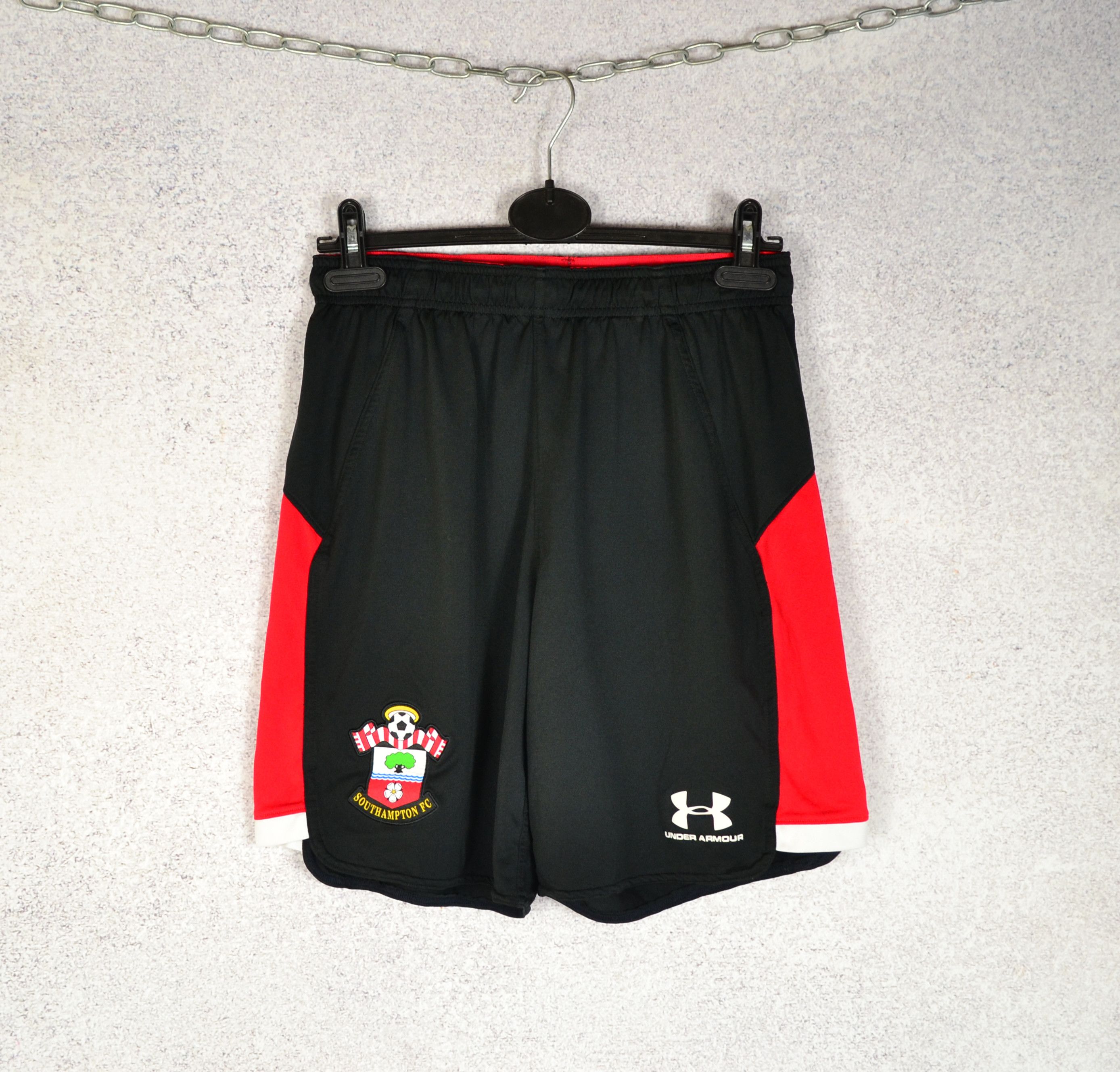 Vintage Southampton FC 2017 2018 Soccer Shorts Football Under Armour Size US 32 / EU 48 - 1 Thumbnail