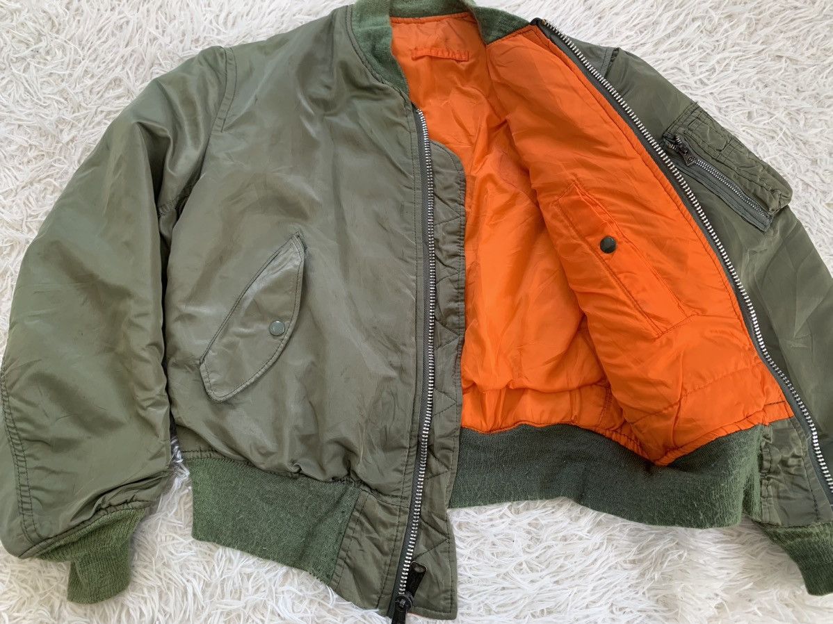 Alpha Industries Vintage Alpha Industries MA-1 Flight Bomber Jacket Zip Ideal Size US S / EU 44-46 / 1 - 13 Thumbnail