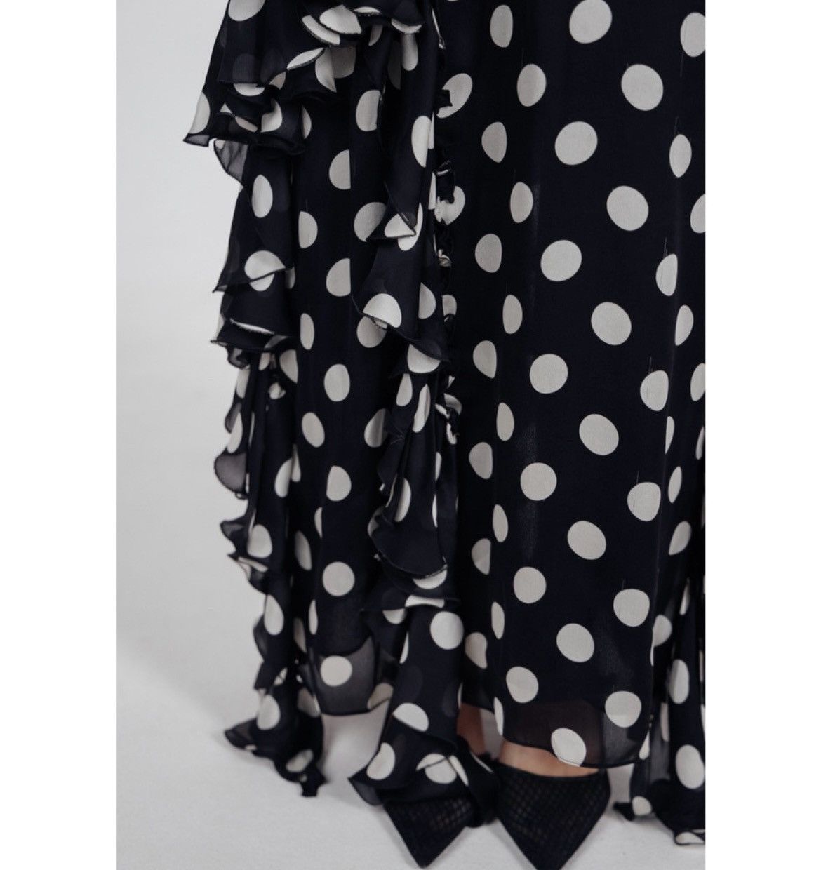 Gucci Gucci Resort 2017 Runway Sheer Polka Dot Ruffle Maxi Dress Size M / US 6-8 / IT 42-44 - 6 Thumbnail
