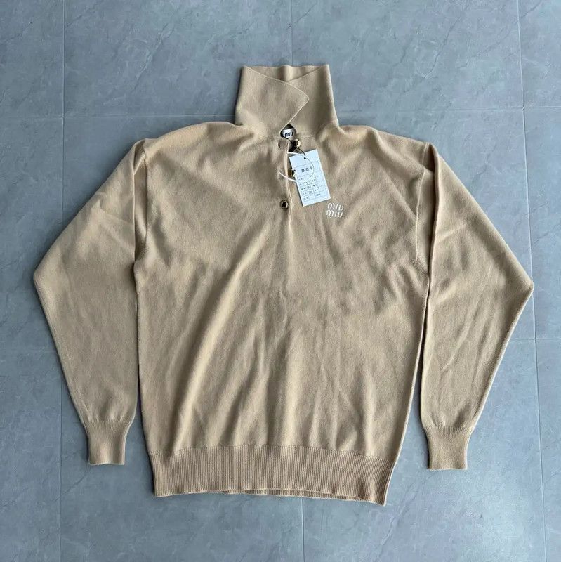 Miu Miu Beige Long Sleeve Pullover Sweater 0089