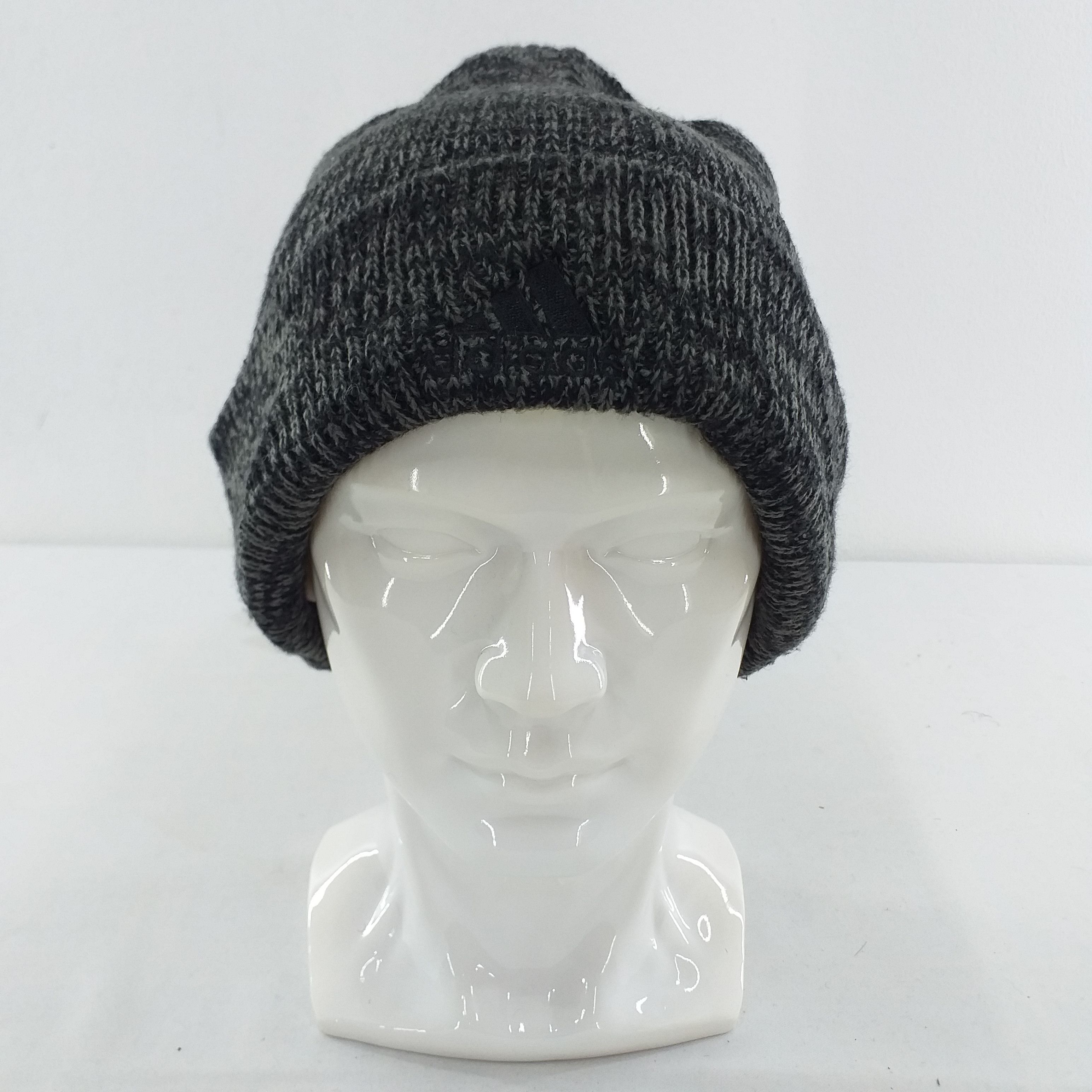 Adidas Vintage Adidas Plain Snow Cap Beanie Hat - BN218 Size ONE SIZE - 1 Thumbnail