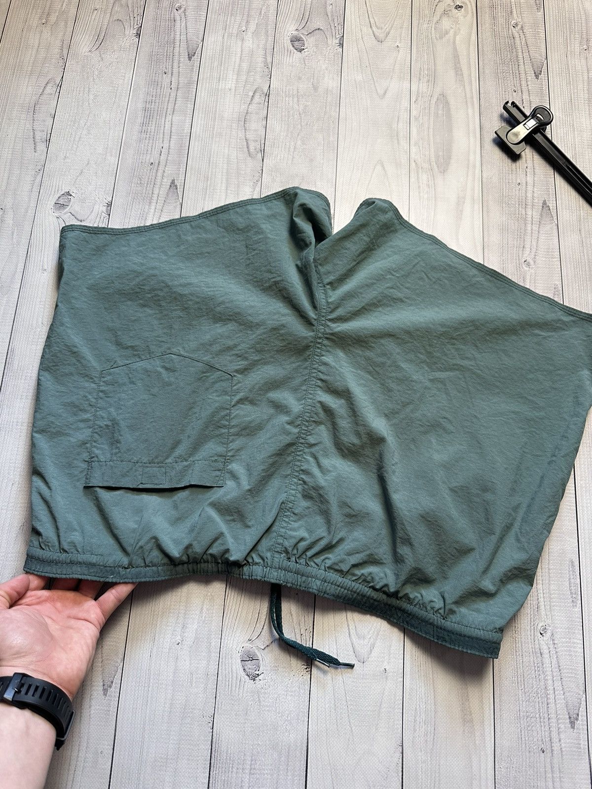 Nike × Vintage Vintage Nike shorts logo size L green Size US 34 / EU 50 - 6 Thumbnail