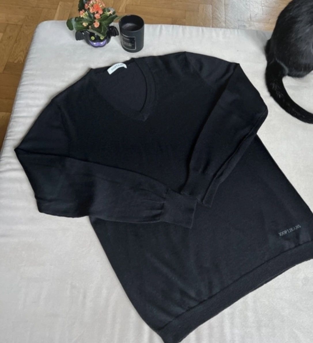 image of Joop Black V-Neck Sweater 100% Merino Wool Yoop! Jeans, Men's (Size Large)