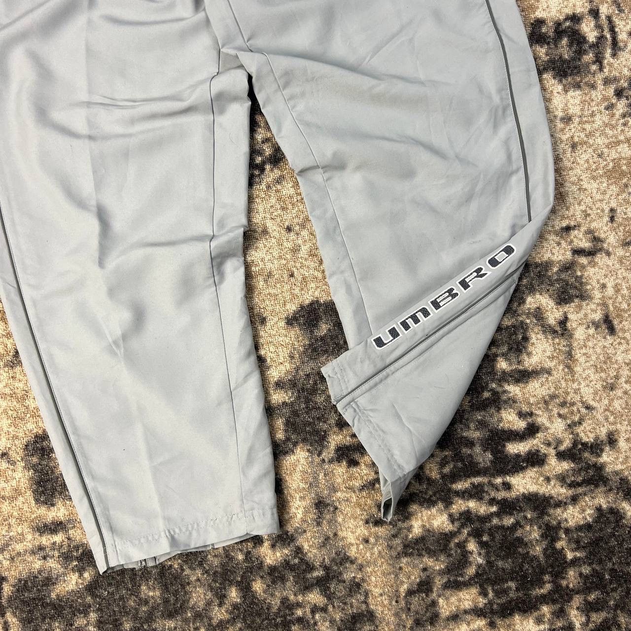 Umbro Umbro Big Embroidered Logo Vintage Y2K Baggy Track Pants Size US 34 / EU 50 - 4 Thumbnail