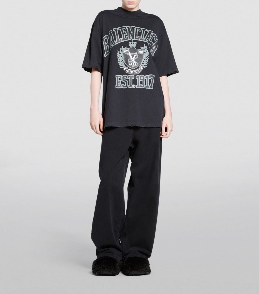 Balenciaga o1srvl11e0825 555 / DIY College T-Shirt Medium Fit in Black Size M / US 6-8 / IT 42-44 - 2 Thumbnail