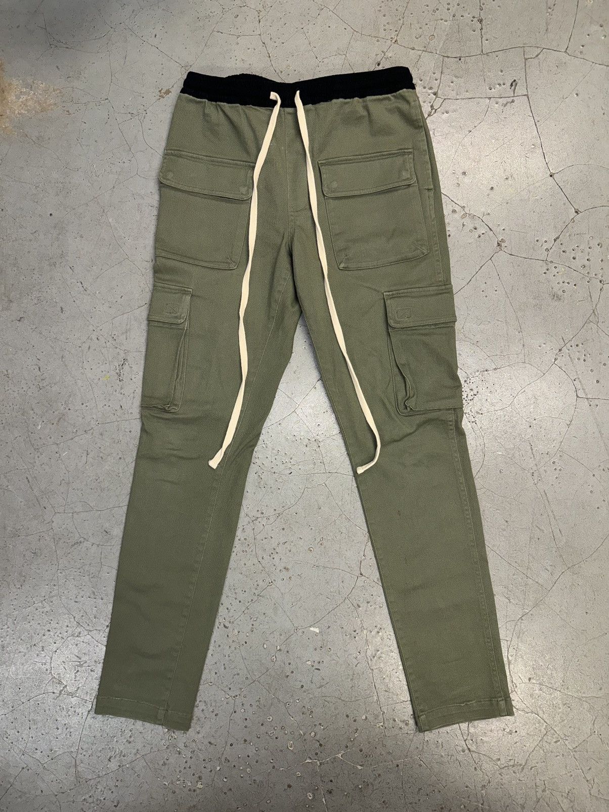 Urban Outfitters Olive Cargo Pants by Urban Outfitters Size US 34 / EU 50 - 1 Thumbnail