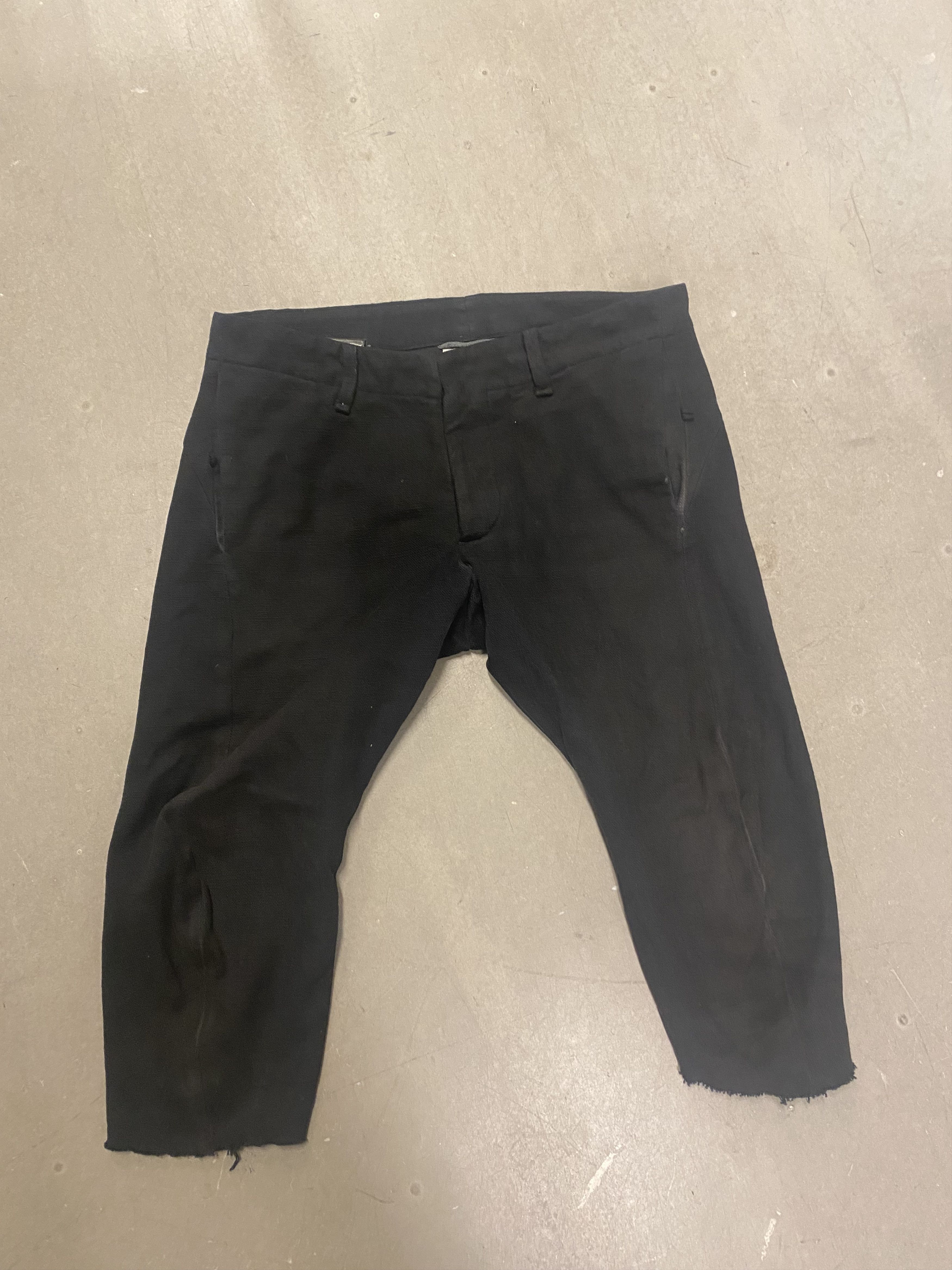 Zam Barrett Black Cropped Pants Size US 32 / EU 48 - 3 Thumbnail
