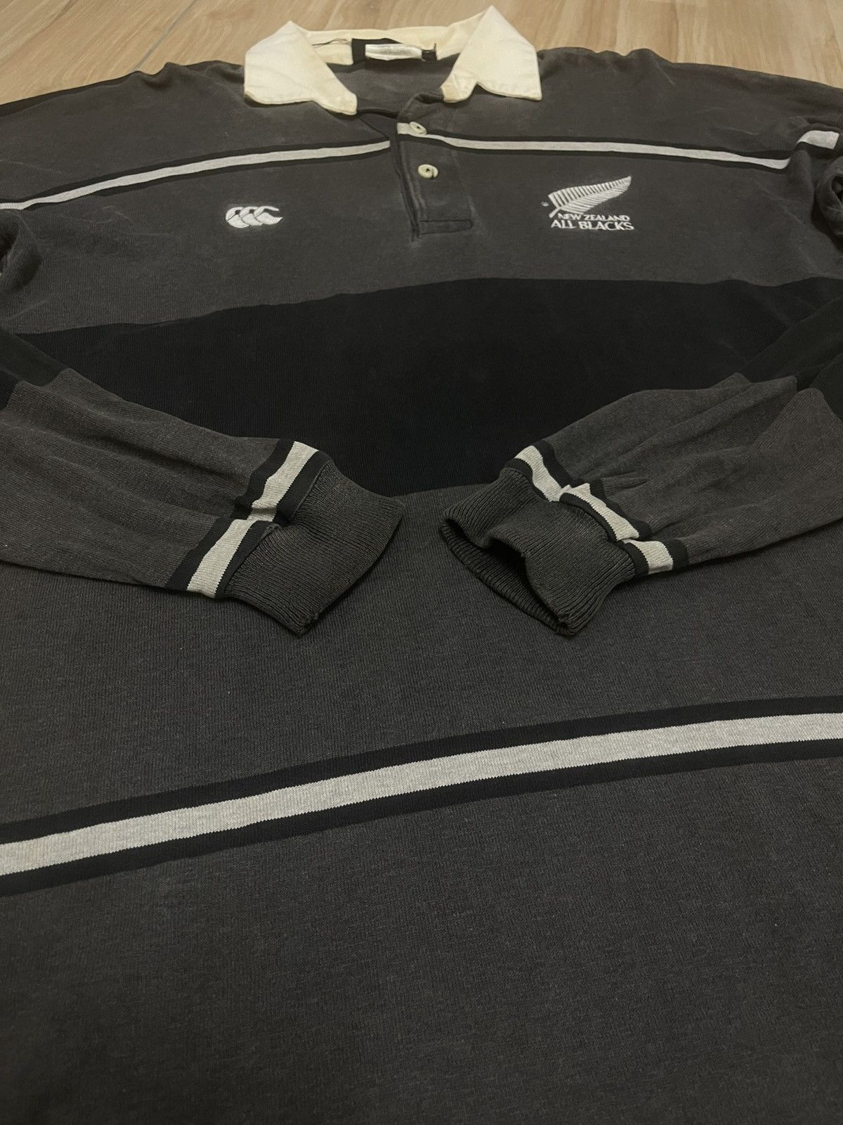 Canterbury of New Zealand Vintage canterbury rugby polo long sleeve Size US M / EU 48-50 / 2 - 6 Thumbnail