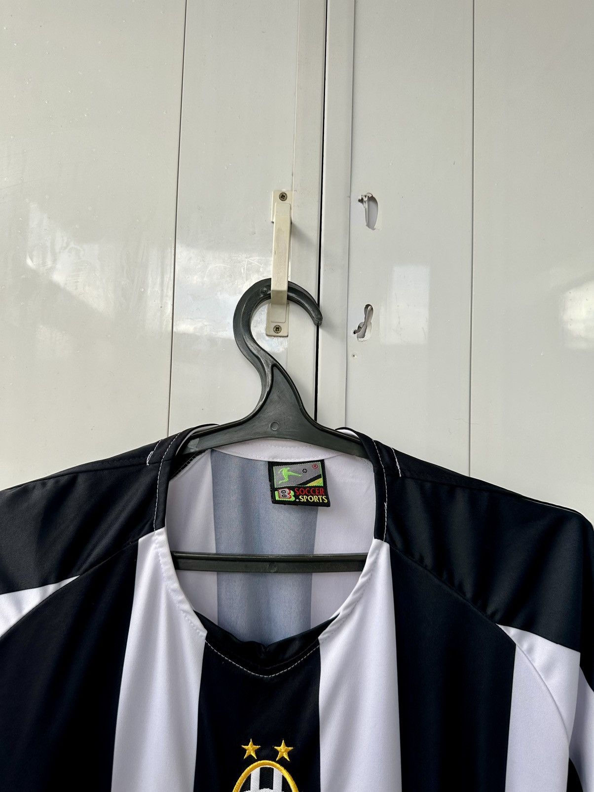 Other Vintage Soccer Jersey Juventus Style Size US L / EU 52-54 / 3 - 11 Thumbnail