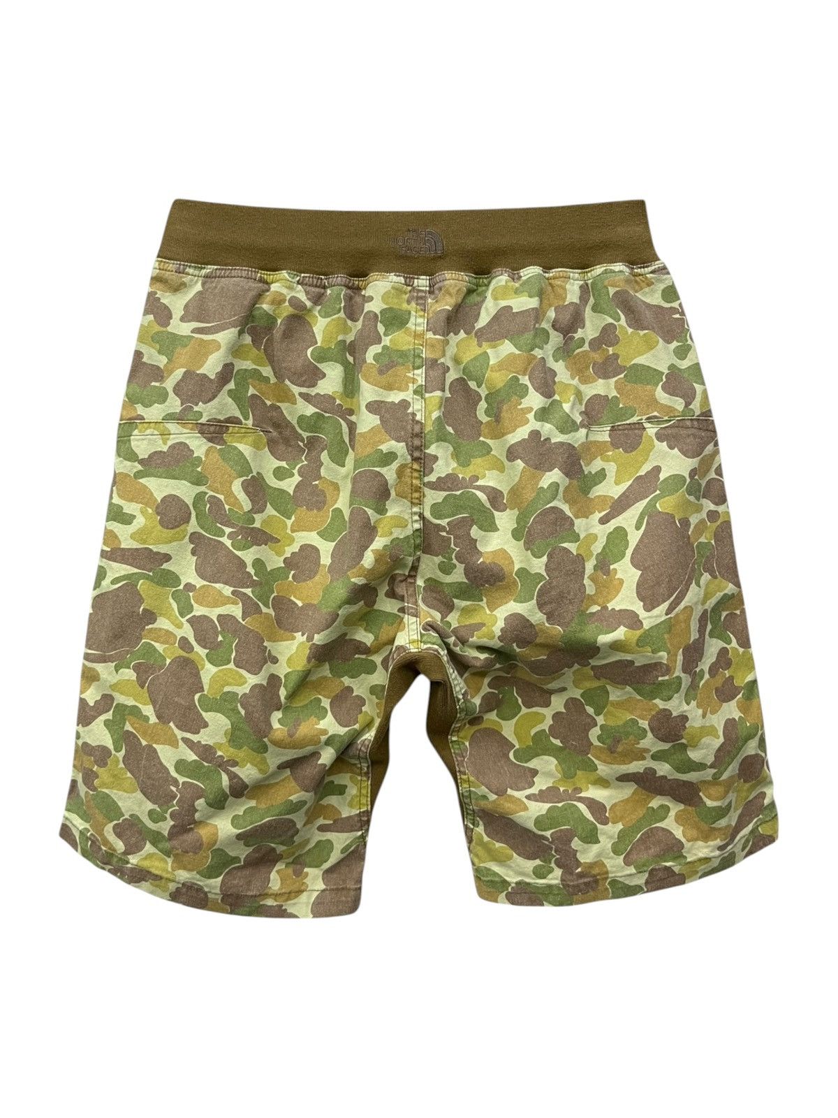 The North Face Rare TNF Japan Duck Camo Drawstring Shorts BAPE Style Y2K Size US 34 / EU 50 - 2 Thumbnail