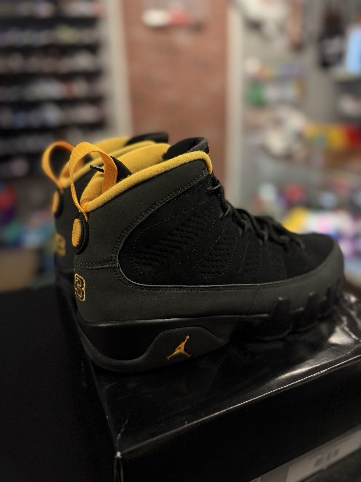 Nike Jordan 9 Dark Charcoal University Gold Size 8 🧼 Size US 8 / EU 41 - 8 Thumbnail