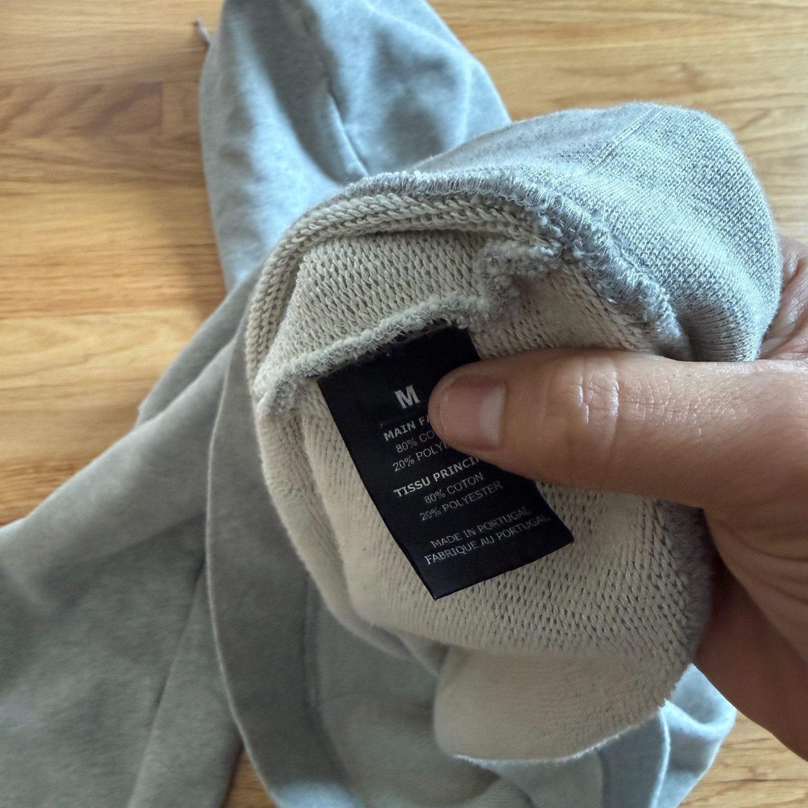 Vetements VETEMENTS AW18 Misplaced Grey Heavyweight Hoodie Size M / US 6-8 / IT 42-44 - 5 Thumbnail