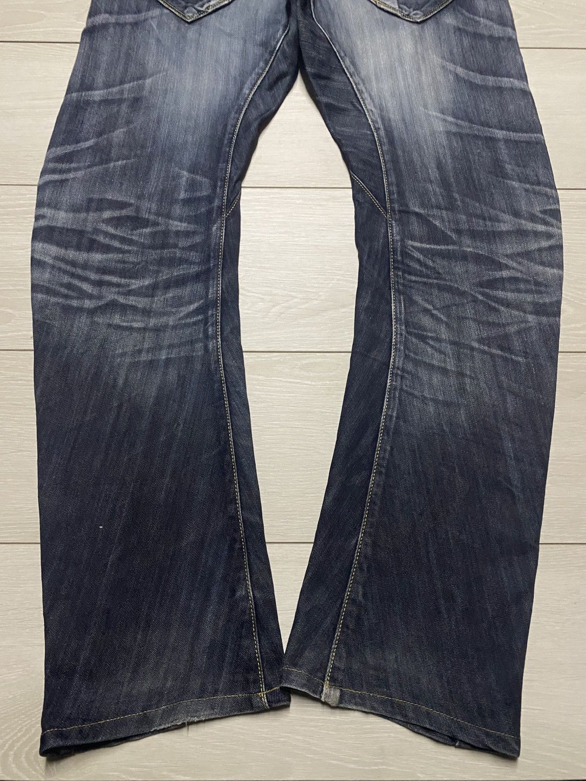 Edwin Vintage Edwin Twist Leg Faded Wash Distressed Loose Jeans Size US 31 - 5 Thumbnail