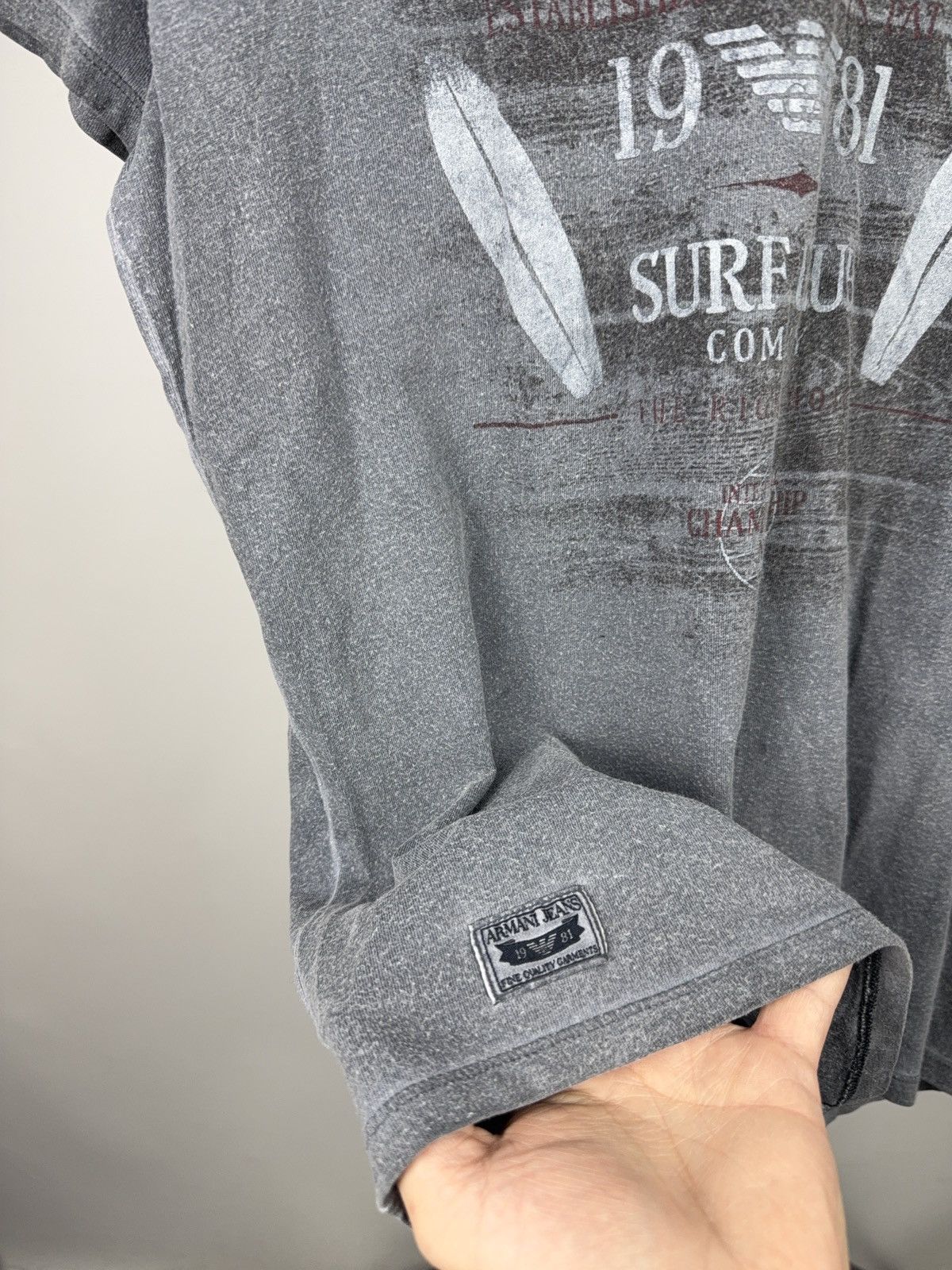 Armani 00s Luxury Armani Jeans Surf Club 1981 Slim Fit T-Shirt L Size US L / EU 52-54 / 3 - 2 Thumbnail