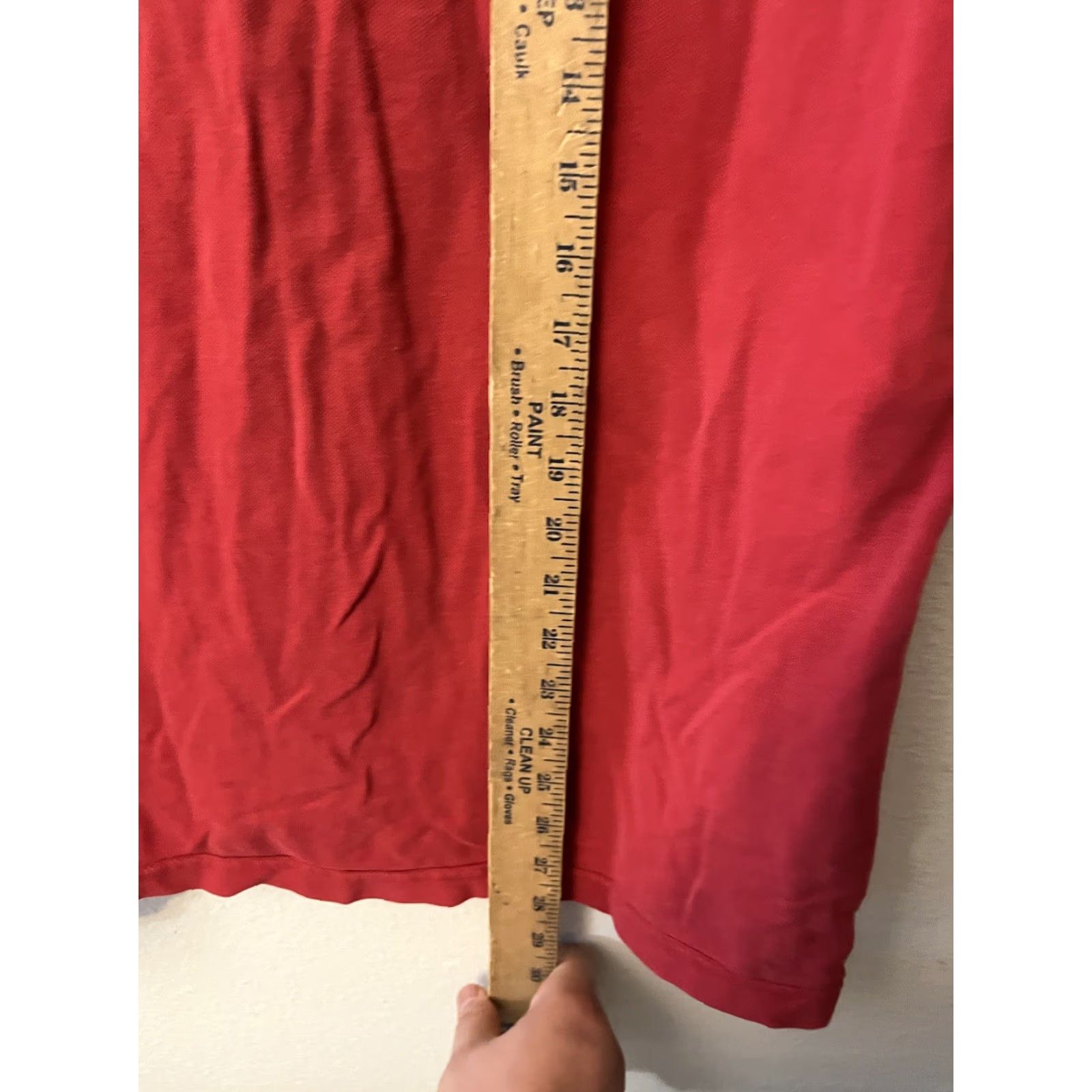 Banana Republic Banana Republic Red Solid Cotton Polo Men Size Large Distressed Size US L / EU 52-54 / 3 - 4 Thumbnail