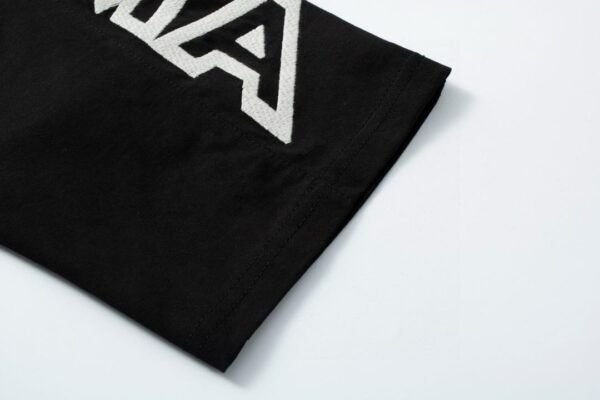 Fendi o1loc1c0824 T-Shirt in Black Size US XL / EU 56 / 4 - 3 Thumbnail