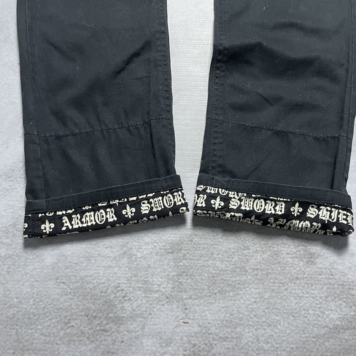14th Addiction × If Six Was Nine × Japanese Brand 2000’s Nothing Changes Unless I Act - Gothic Pants Size US 30 / EU 46 - 13 Thumbnail