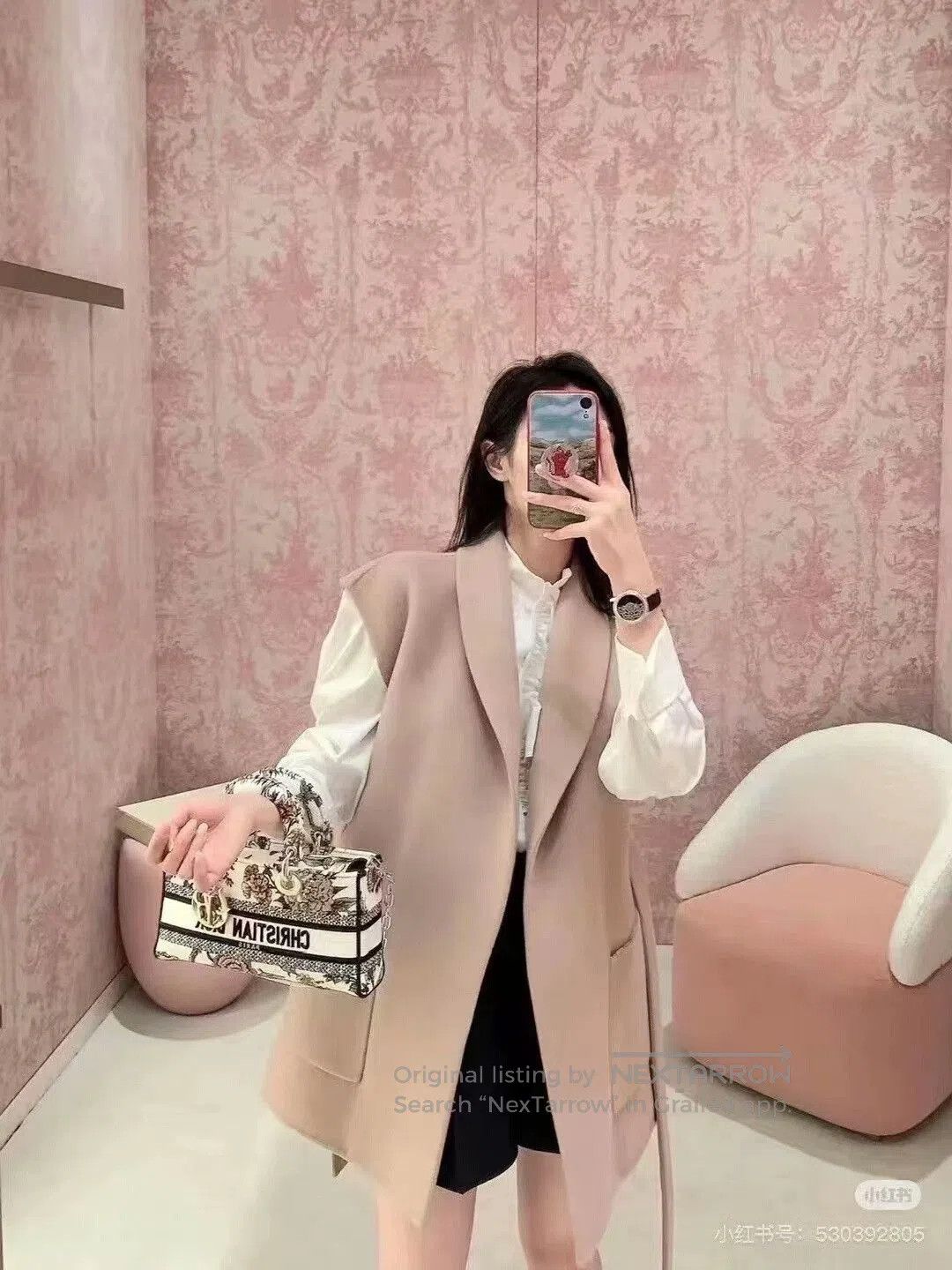 Dior Dior Cashmere Vest in Beige Color. Size US M / EU 48-50 / 2 - 7 Thumbnail