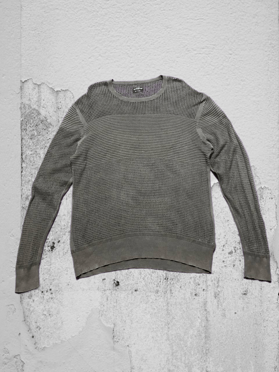Allsaints vintage Allsaints Y2K gray Sweatshirt size XL streetwear Size US XL / EU 56 / 4 - 1 Thumbnail