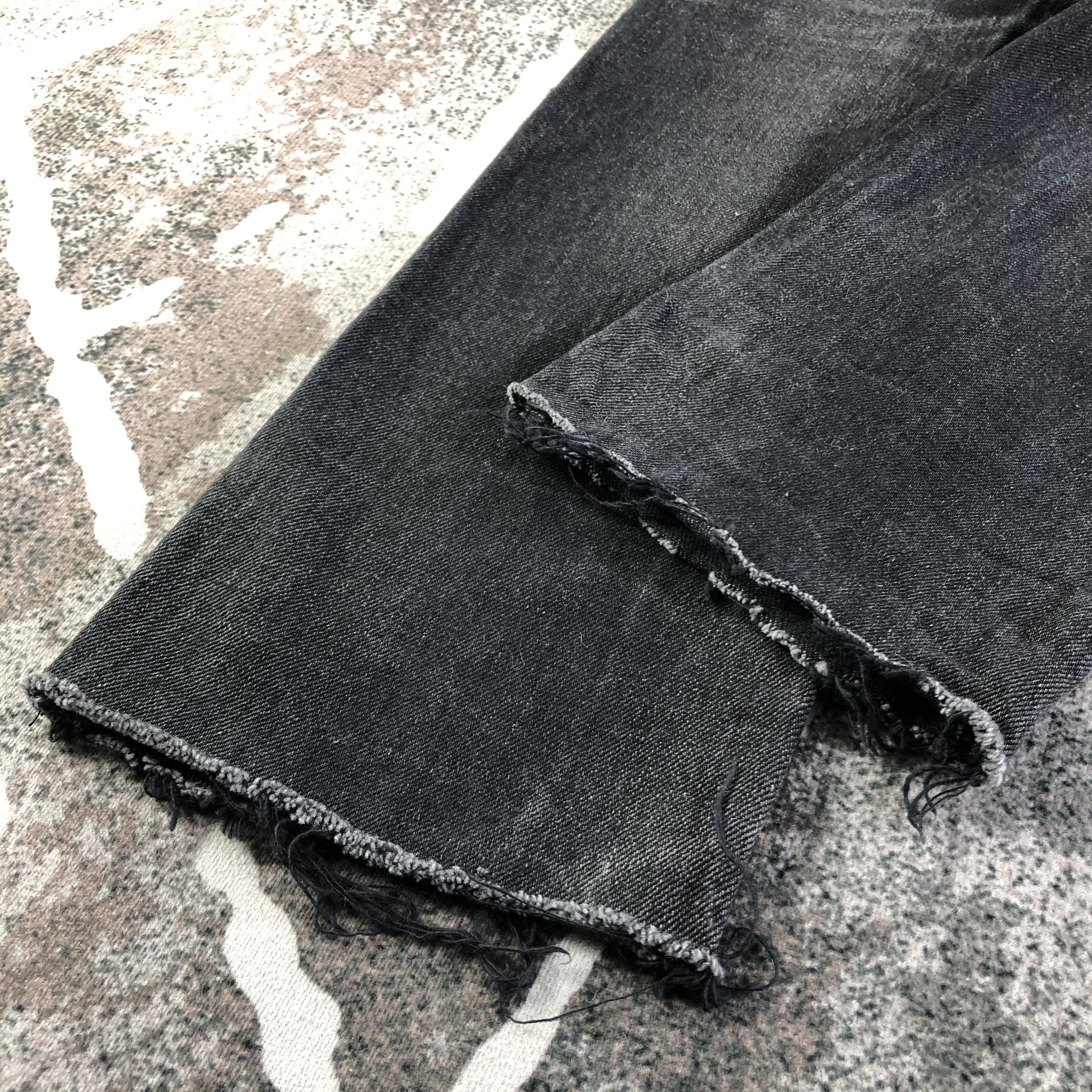 Japanese Brand Lounge Lizard Distressed Jeans Faded Black Denim KJ2203 Size US 30 / EU 46 - 5 Thumbnail