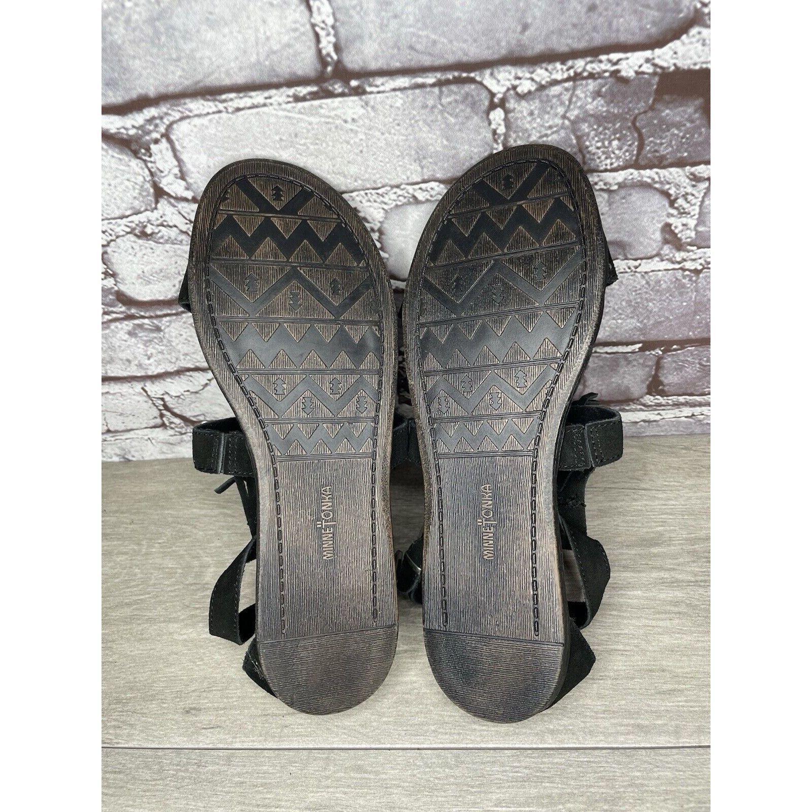 Minnetonka Minnetonka Maui 71302 Black Suede Leather Ankle Strap Flats Size US 10 / IT 40 - 14 Thumbnail